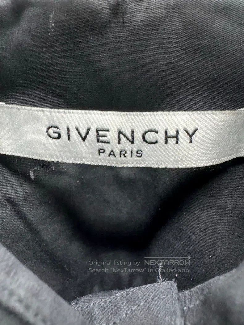 Givenchy Givenchy Size37 Shark Print Shirt Size US M / EU 48-50 / 2 - 3 Thumbnail
