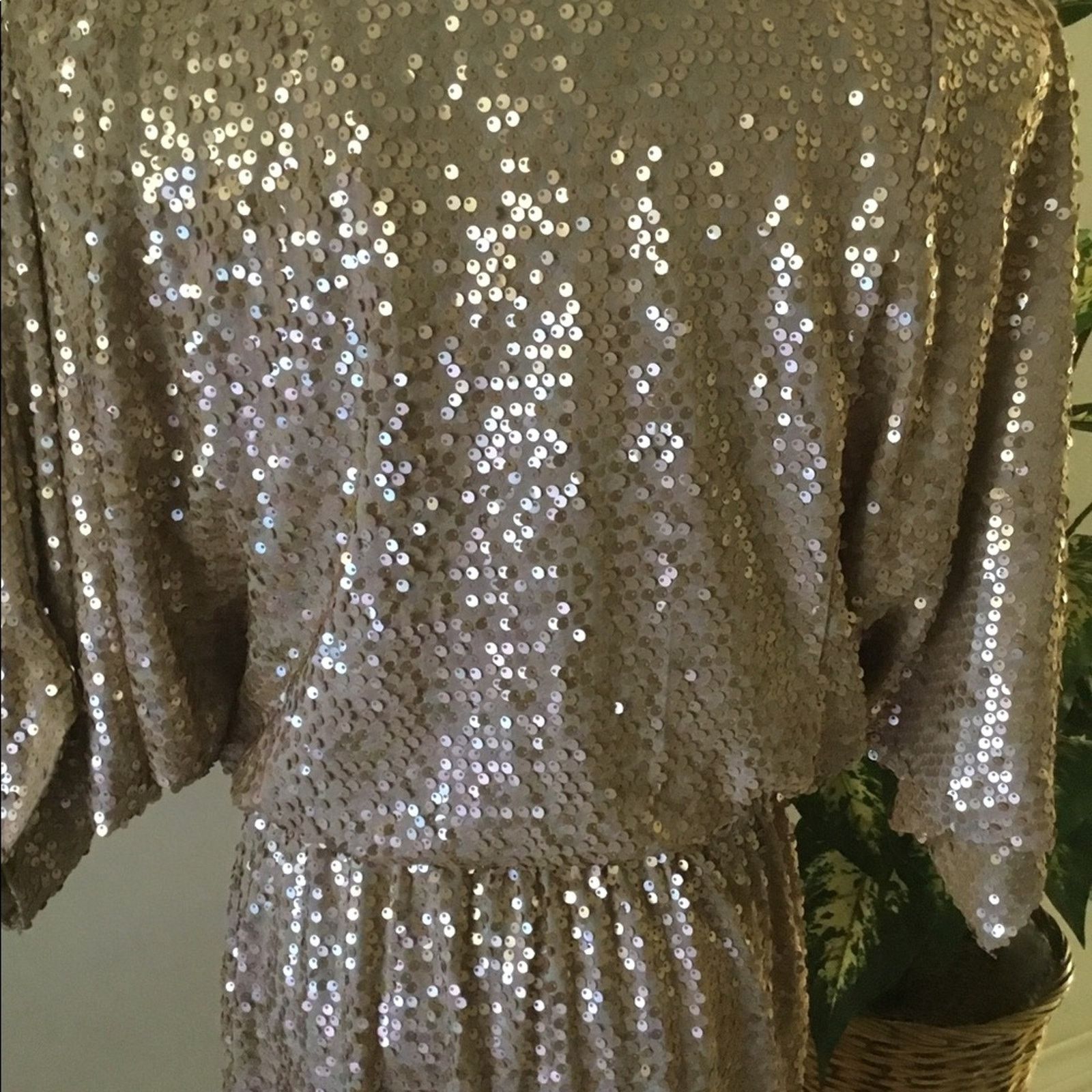 Other Suzi Chin for Maggy Boutique Gold Sequin Mini Dress Size M / US 6-8 / IT 42-44 - 3 Thumbnail