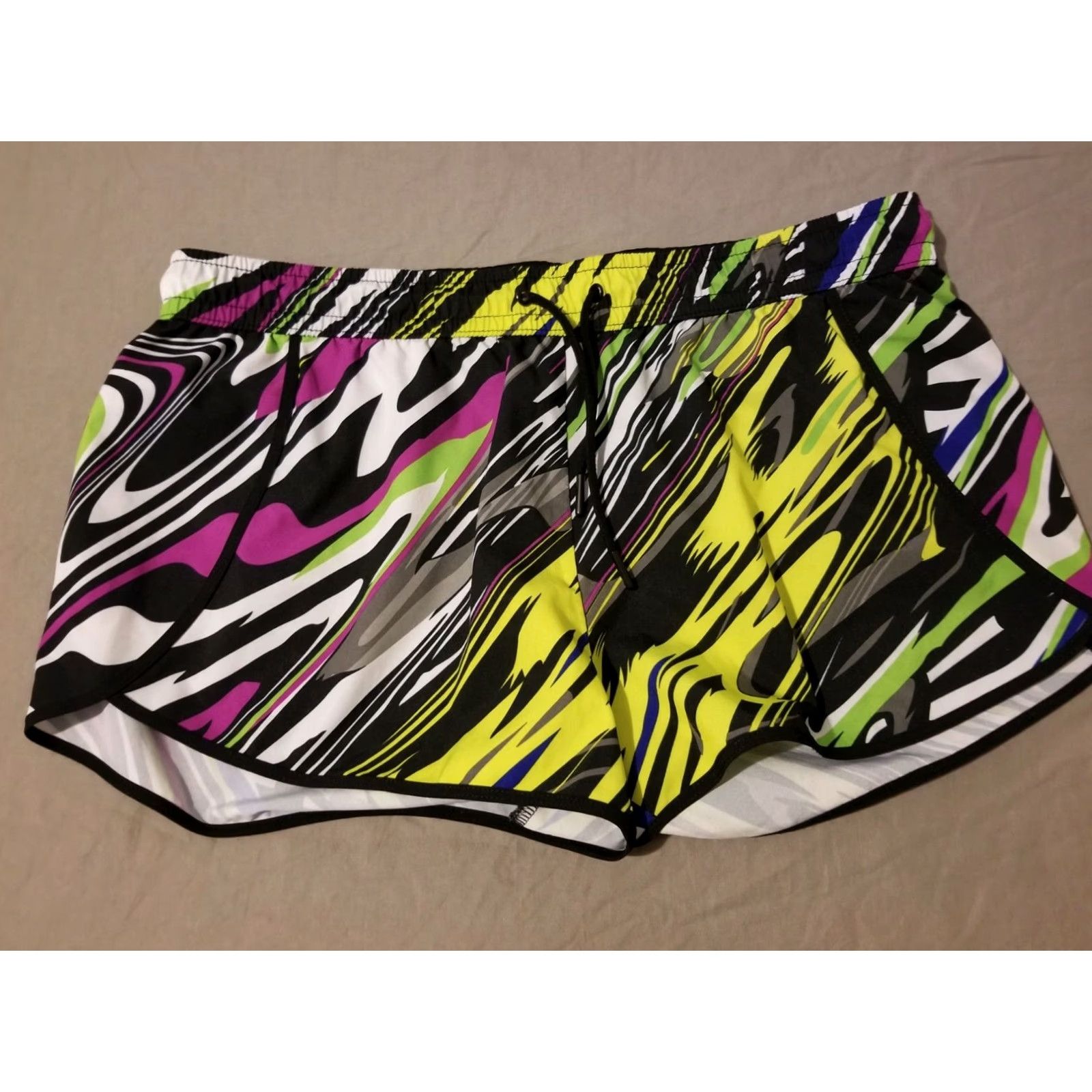 Fabletics Fabletics Shorts M Medium Black Athletic Womens Workout Gym Size 32" / US 10 / IT 46 - 2 Thumbnail