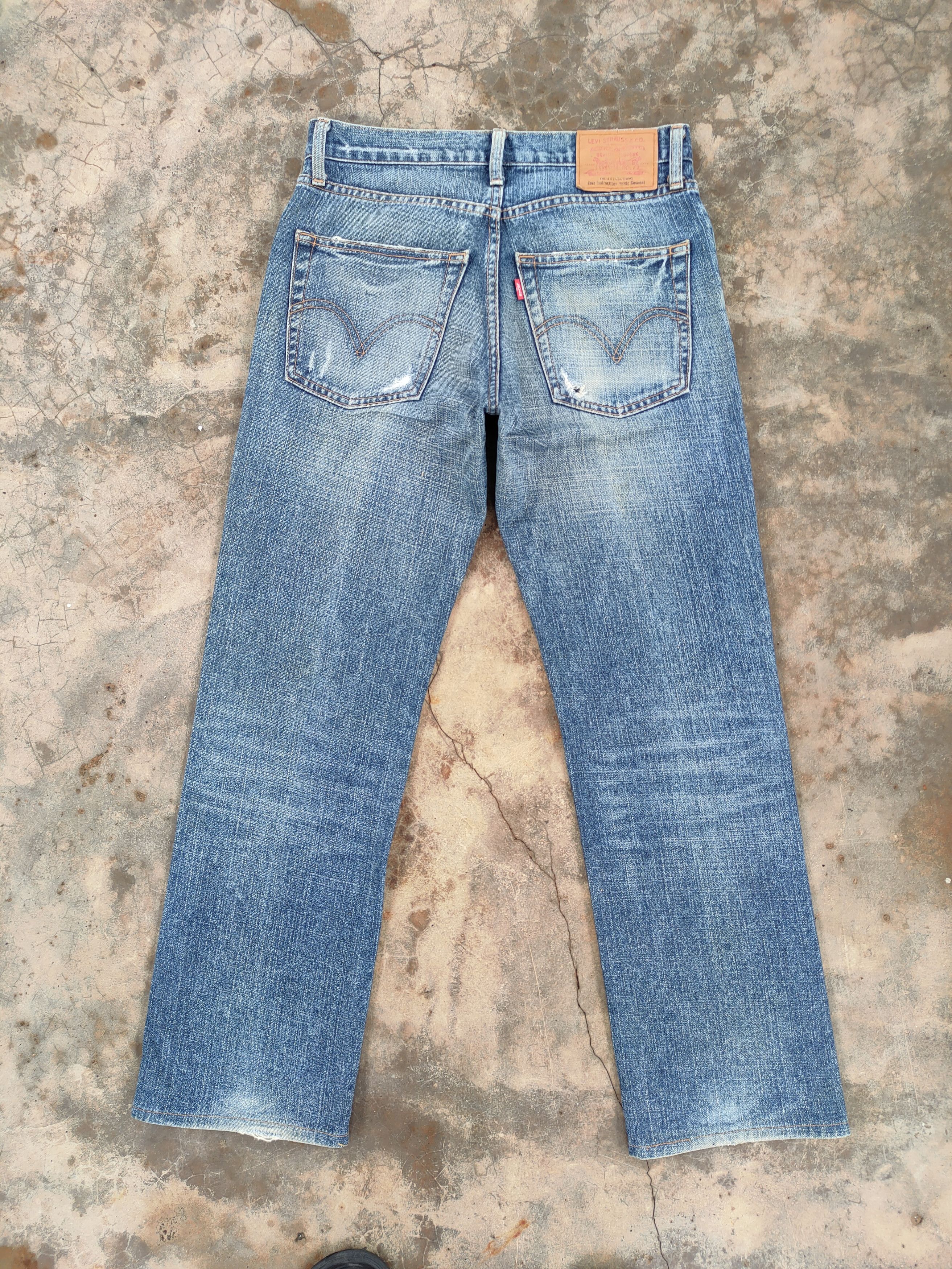 Levi's Vintage Clothing Vintage Levi's 533 faded ripped jeans denim pants Size US 32 / EU 48 - 10 Thumbnail