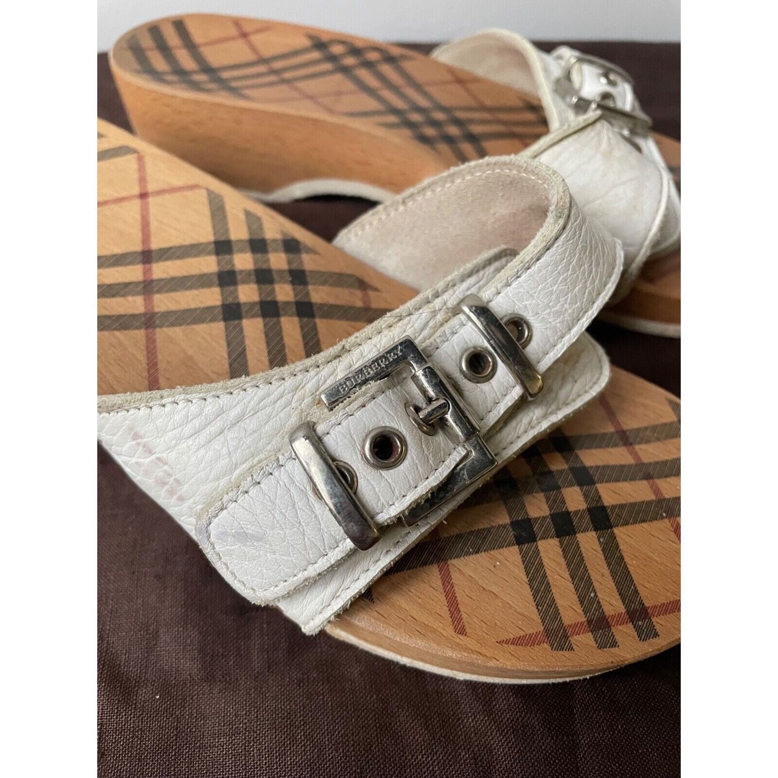Burberry Burberry Vintage Nova Check Wooden Clogs 8259AC Size US 6 / IT 36 - 2 Thumbnail
