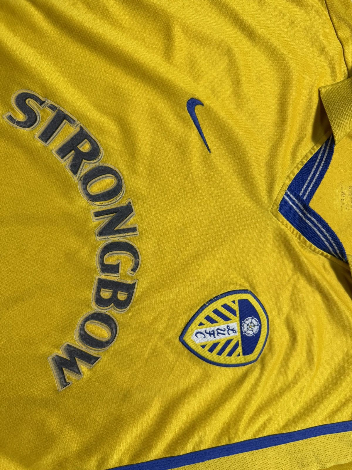 Nike Nike FC Leeds United 2000/2001 Vintage Soccer Jersey Size US XXL / EU 58 / 5 - 4 Thumbnail