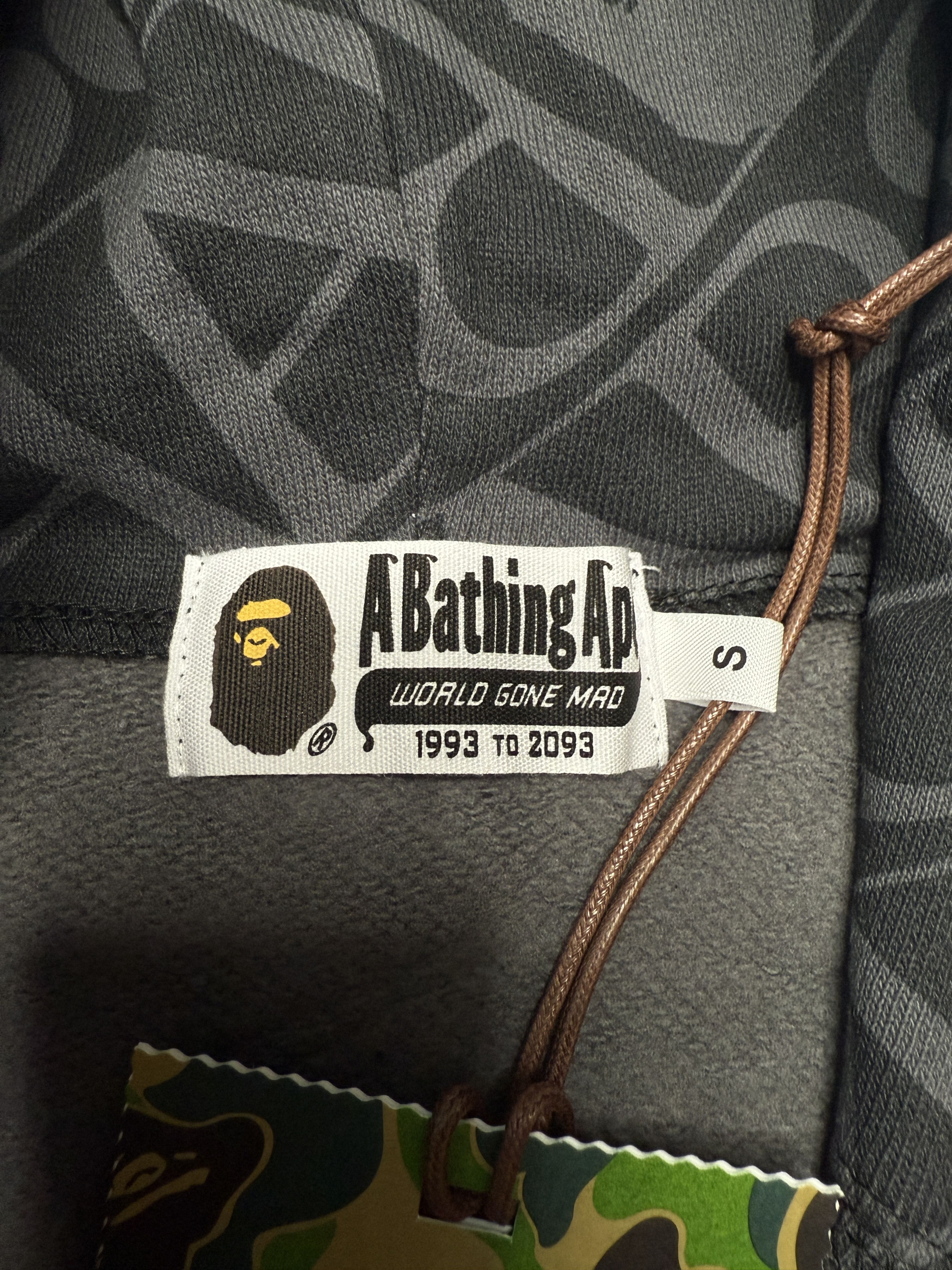 Bape SPORT MONOGRAM SHARK HOODIE Size US S / EU 44-46 / 1 - 16 Thumbnail