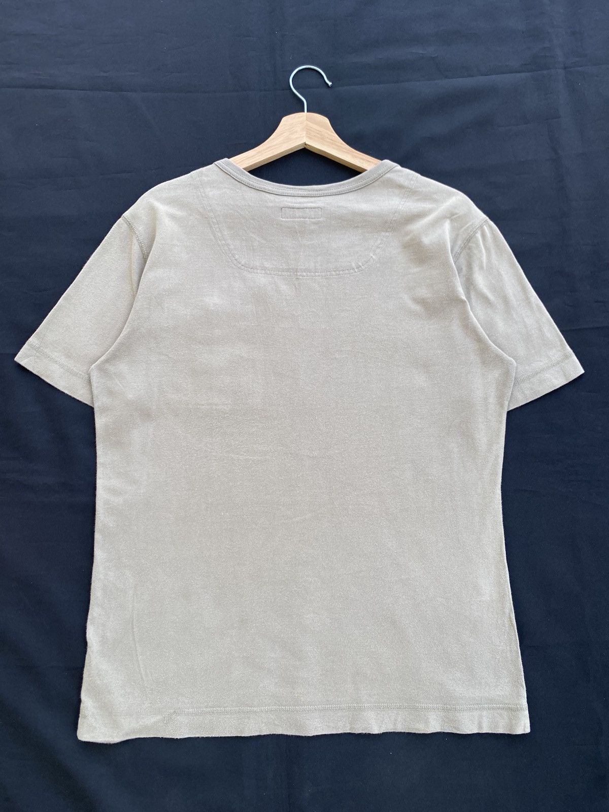 Burberry Rare Vintage Burberry Blue Label Tshirt Size US M / EU 48-50 / 2 - 15 Thumbnail