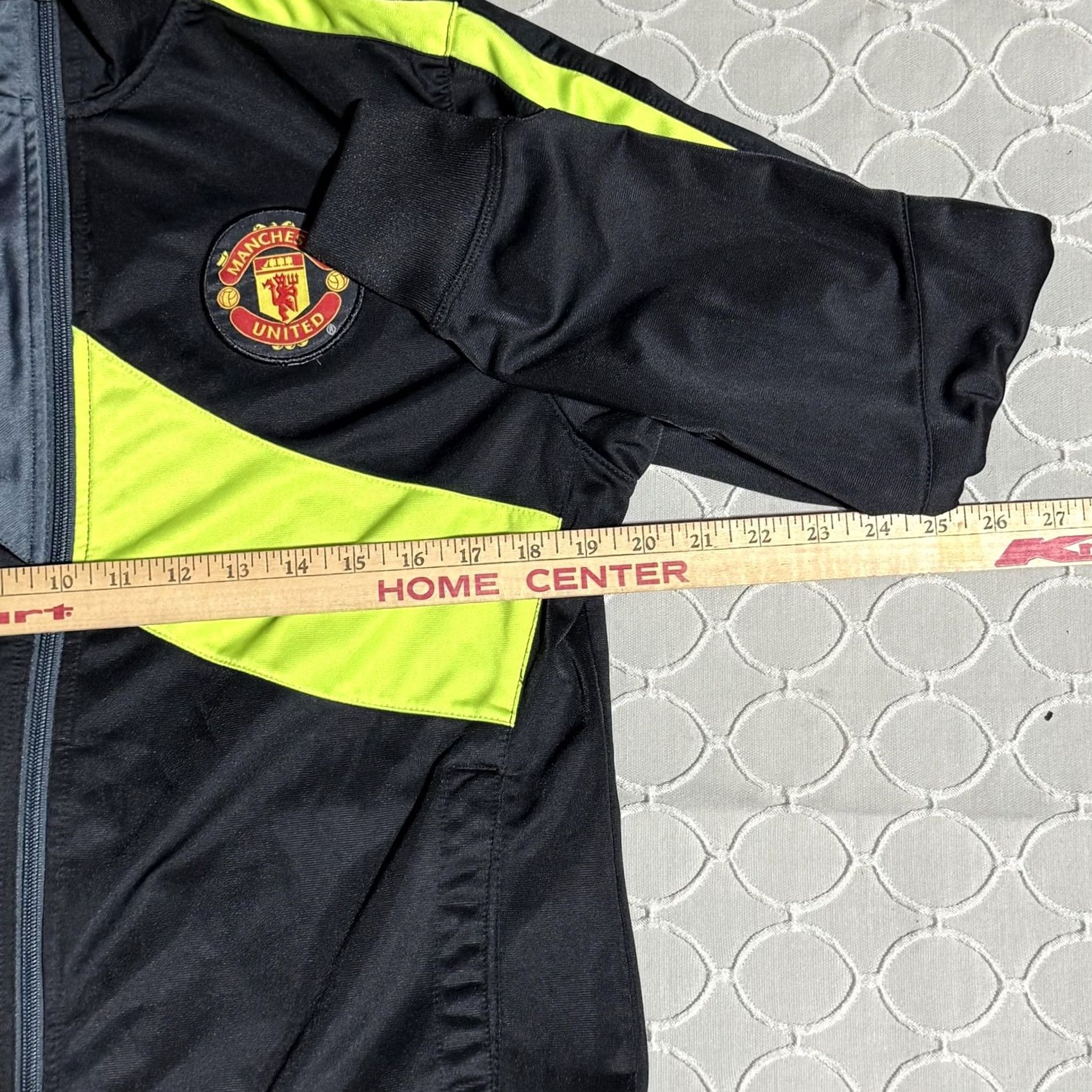 Vintage Manchester United Jacket Mens Medium Black Gray Neon Yellow Full Zip Soccer MUFC Jacket Size US M / EU 48-50 / 2 - 6 Thumbnail
