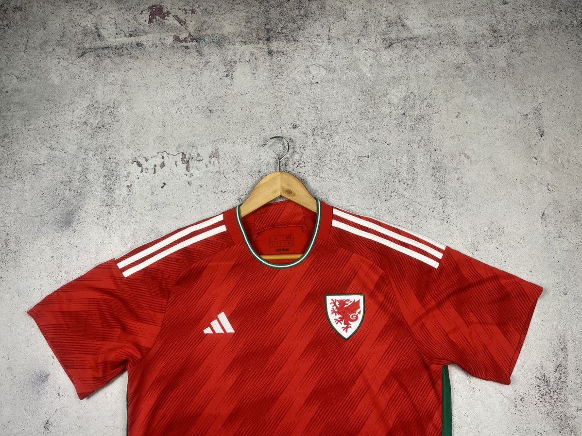Adidas ADIDAS WALES NATIONAL 2022/2023 HOME SOCCER JERSEY FOOTBALL Size US L / EU 52-54 / 3 - 2 Thumbnail