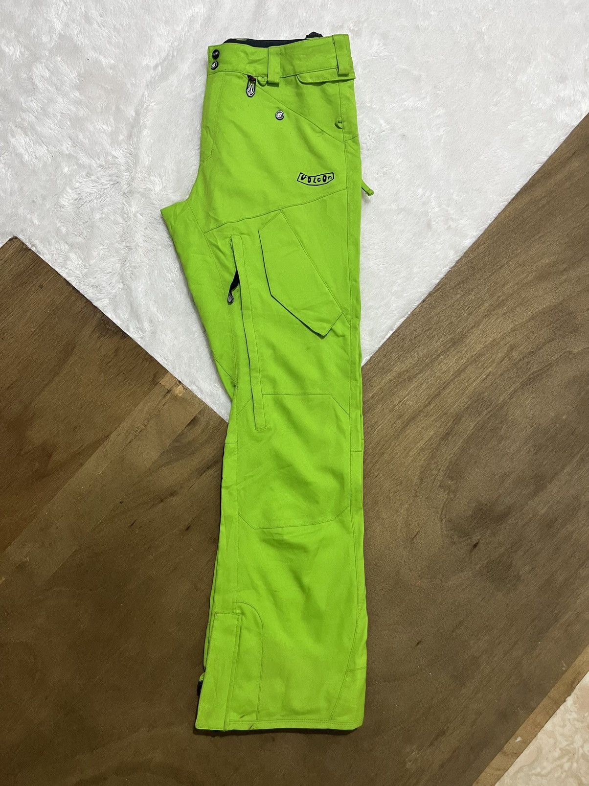 Volcom Vintage Volcom Nimbus Snowboard Ski Pants Neon Green Size US 35 - 7 Thumbnail