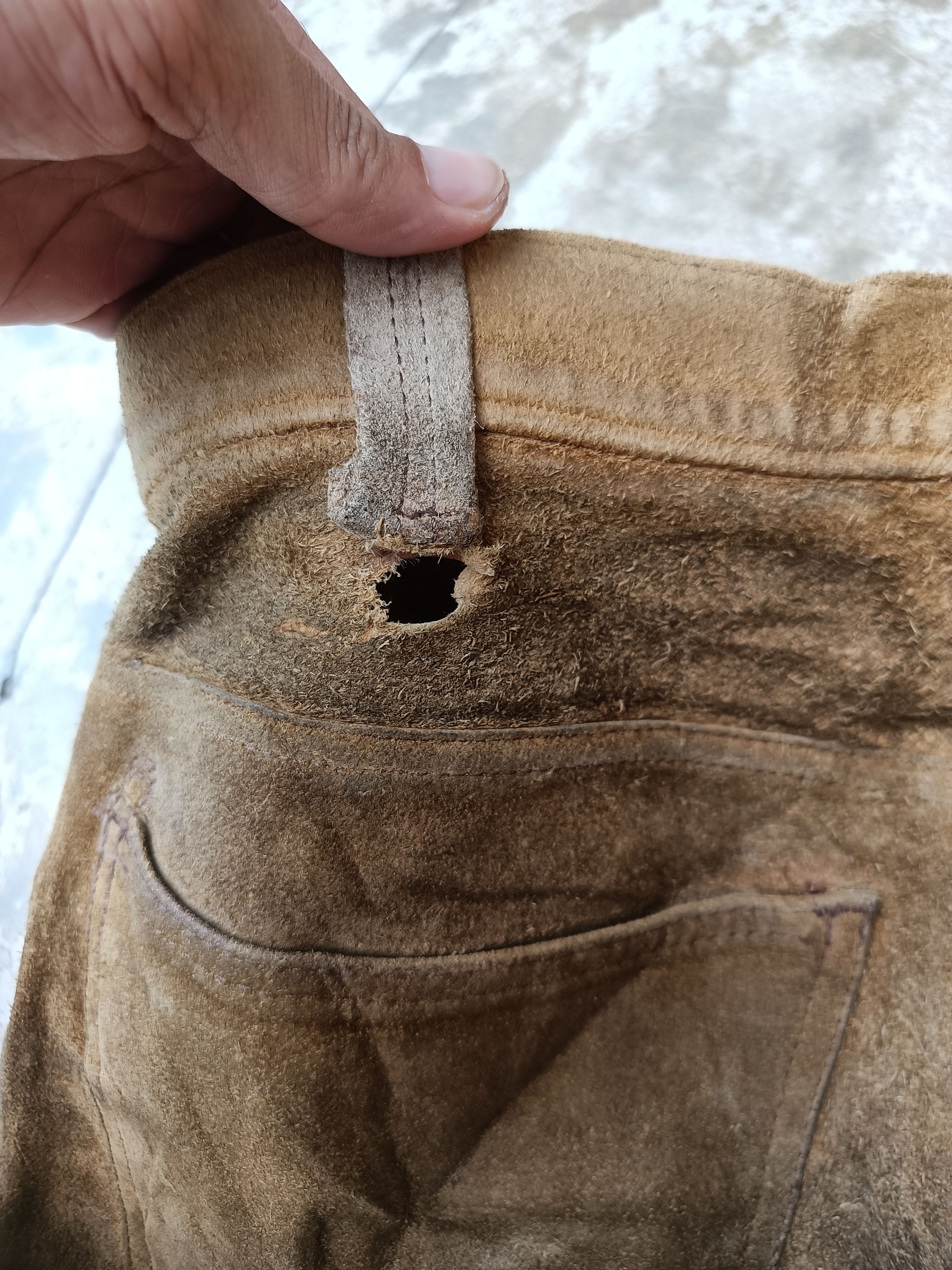 Levi's Vintage Clothing Distress Vintage 70s Levi's Leather Suede Flared Pants Size US 32 / EU 48 - 8 Thumbnail