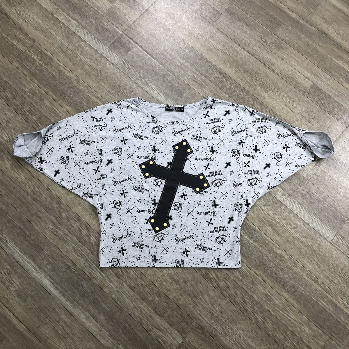 20471120 2000s Material blue H Anarchy Cross Gothic Grunge Punk Tee Size US S / EU 44-46 / 1 - 1 Thumbnail
