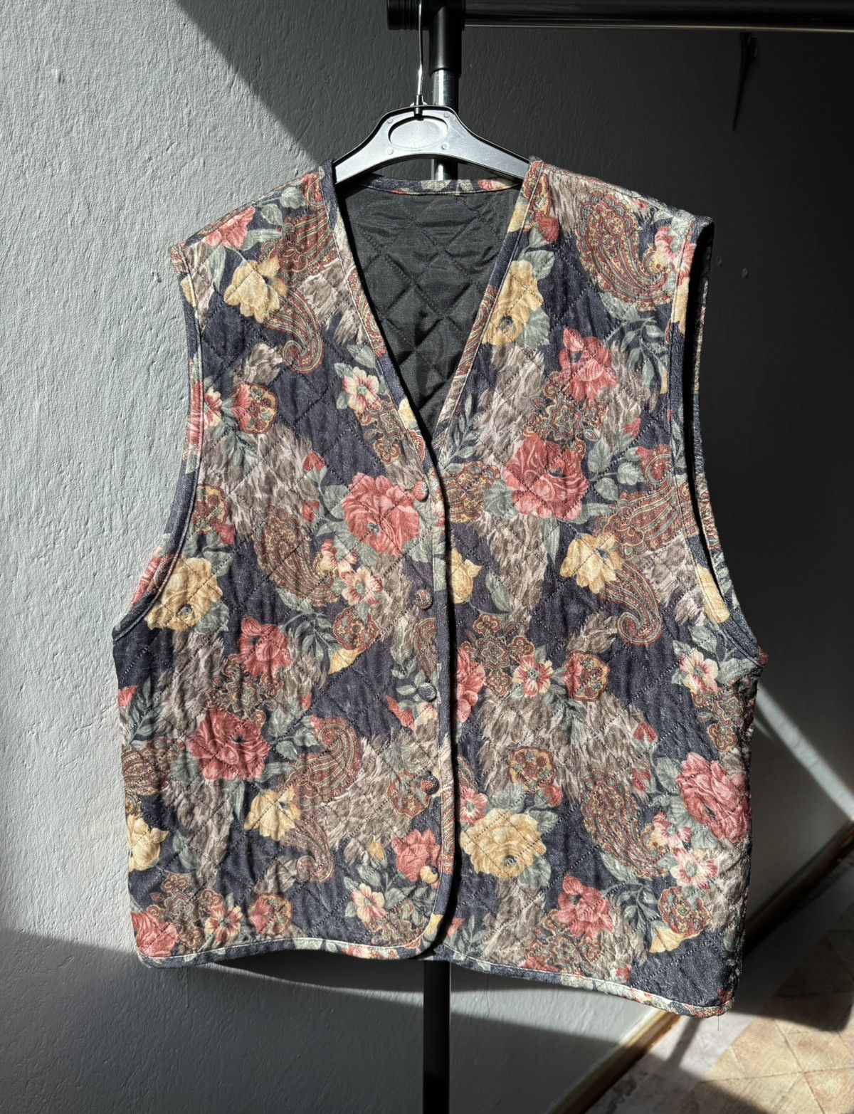 Acne Studios × Aime Leon Dore × Japanese Brand Vintage Quilted Vest Flowers Print ALD ACNE STUDIOS STYLE Size US L / EU 52-54 / 3 - 2 Thumbnail