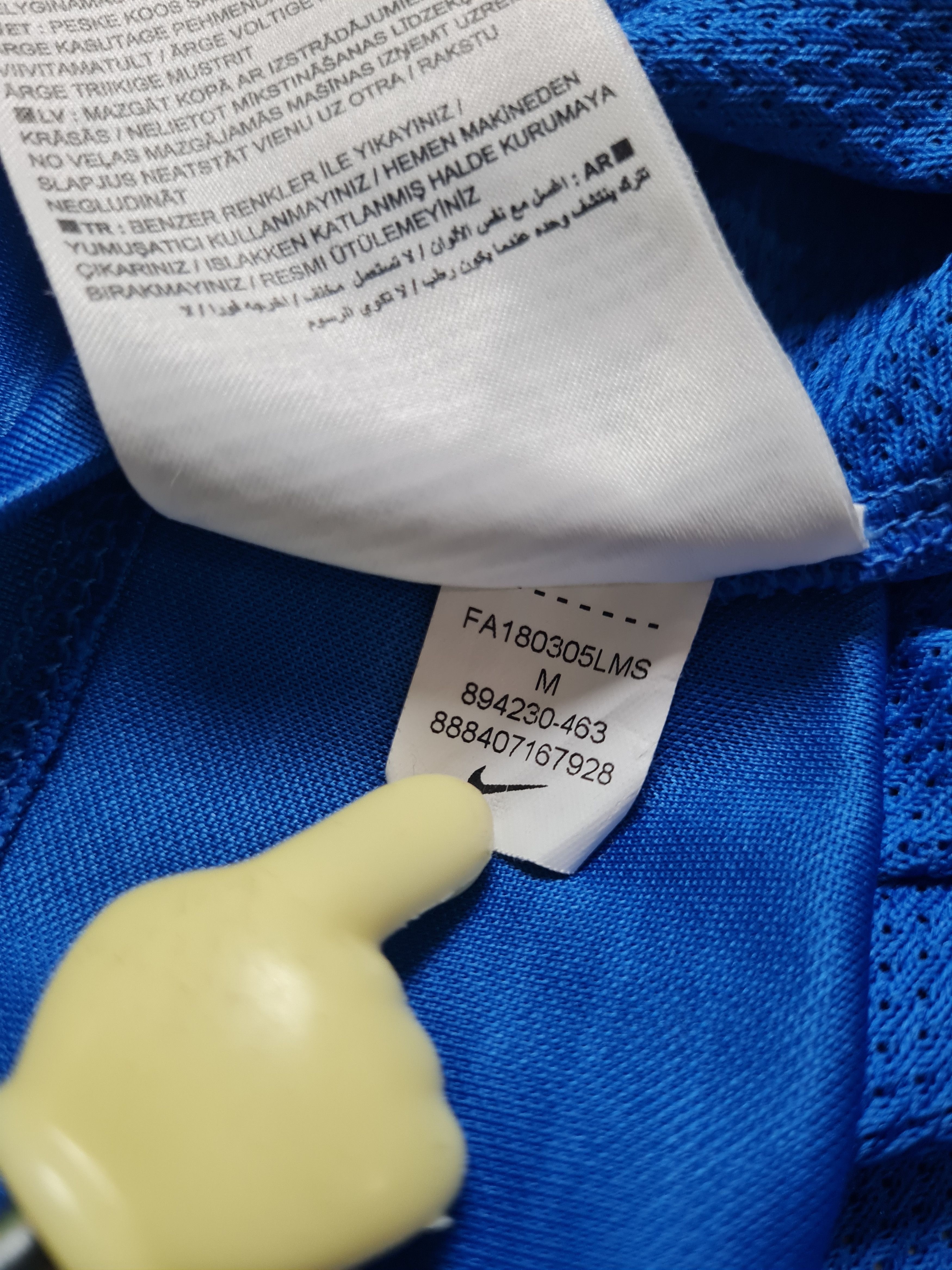 Nike Nike Football Shirt 2016/2017 Peterborough United, Home Size US M / EU 48-50 / 2 - 18 Thumbnail