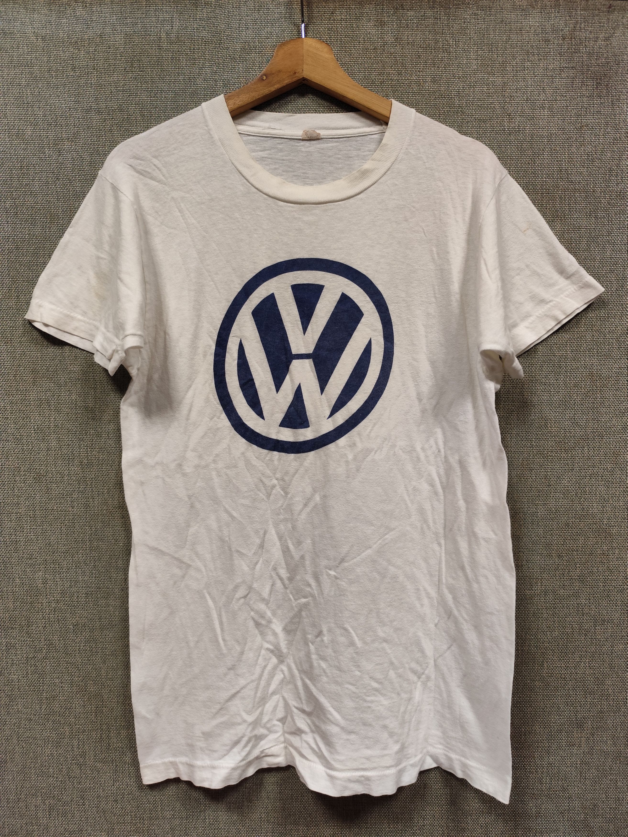Fruit Of The Loom × Vintage Vintage 90s t shirt volkswagen big logo Size US M / EU 48-50 / 2 - 1 Thumbnail
