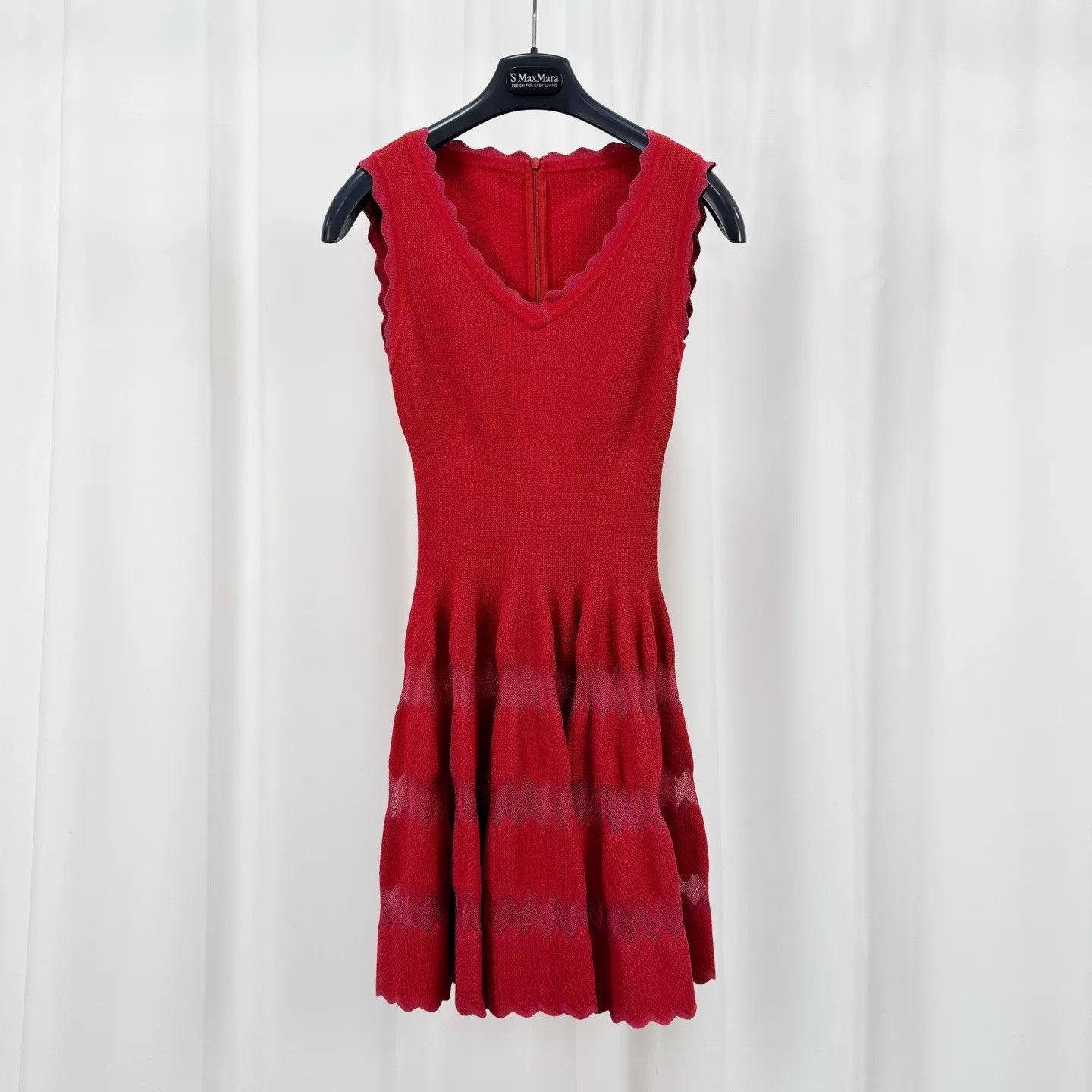 Alaia Alaia Hollow Hem Ruffled Dress Size XS / US 0-2 / IT 36-38 - 1 Thumbnail