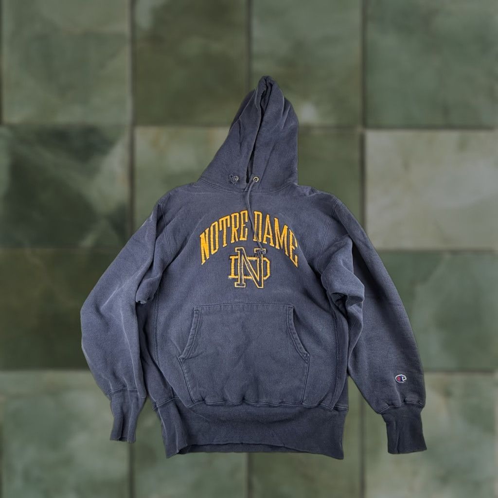 Champion VINTAGE Notre Dame Champion Reverse Weave Hoodie Sweatshirt Mens XL Blue 90s College University Pullover Size US XL / EU 56 / 4 - 1 Thumbnail