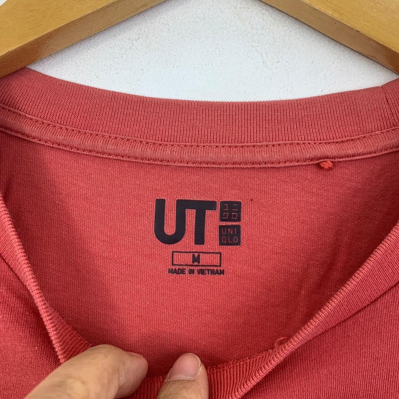 Uniqlo UNIQLO x ANIME YUYU HAKUSHO Kurama Tee Size M / US 6-8 / IT 42-44 - 3 Thumbnail