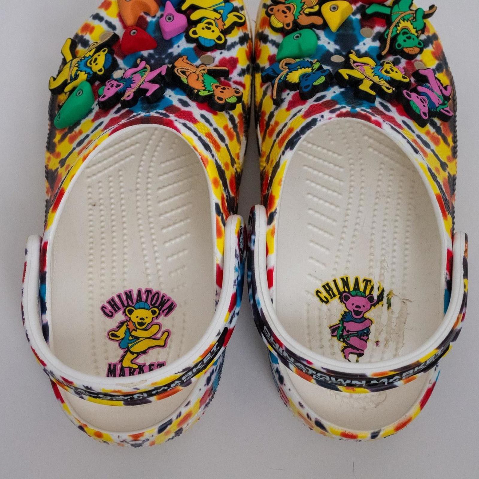Crocs Crocs x Grateful Dead multi-coloured Clogs Size US 7 / EU 40 - 7 Thumbnail