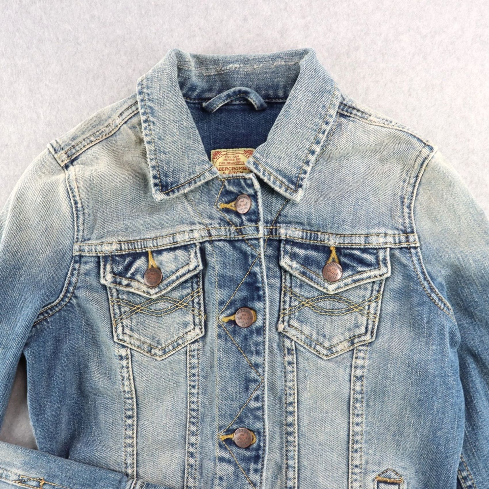 Abercrombie & Fitch VINTAGE Abercrombie and Fitch WOMENS Small Denim Jacket Distressed Size S / US 4 / IT 40 - 5 Thumbnail