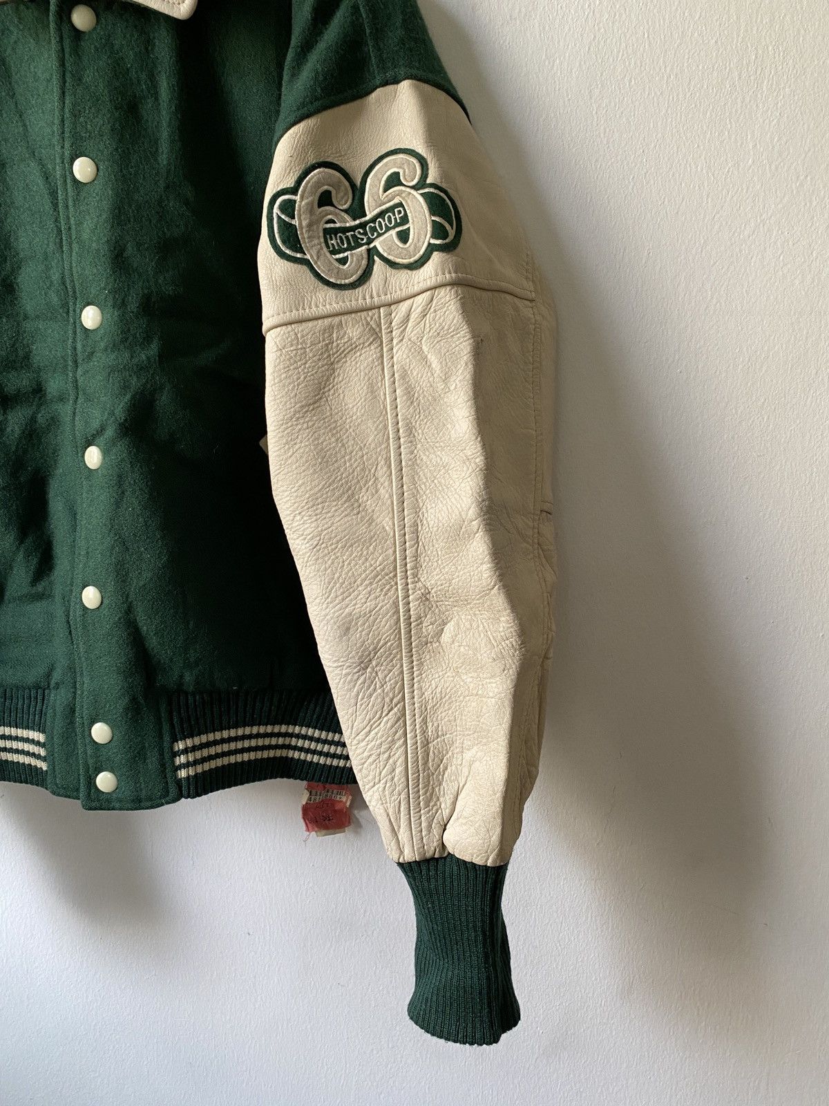 Vintage Vintage Hot Scoop 66 Member Wool Varsity Jacket Size US L / EU 52-54 / 3 - 4 Thumbnail