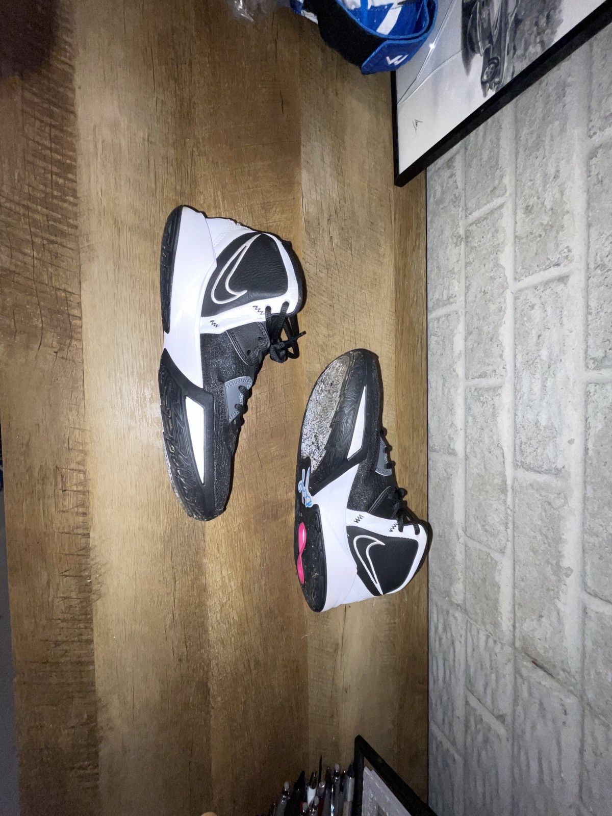 Nike Kyrie Infinity “South Beach” Size US 9 / EU 42 - 4 Thumbnail