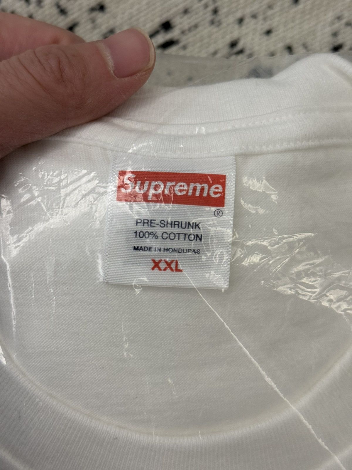 Supreme Supreme Los Angeles La fire relief box logo tee white Size US XXL / EU 58 / 5 - 4 Thumbnail