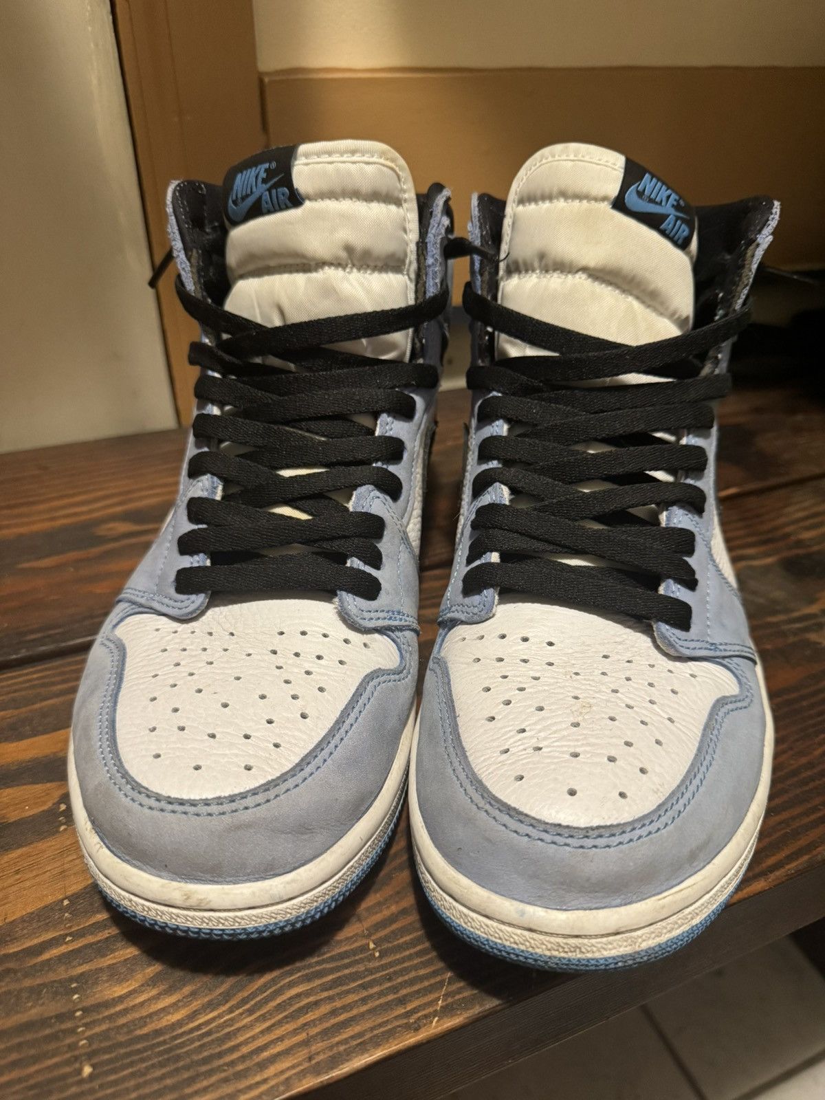 Jordan Brand Jordan 1 high University Blue Size US 10.5 / EU 43-44 - 2 Thumbnail