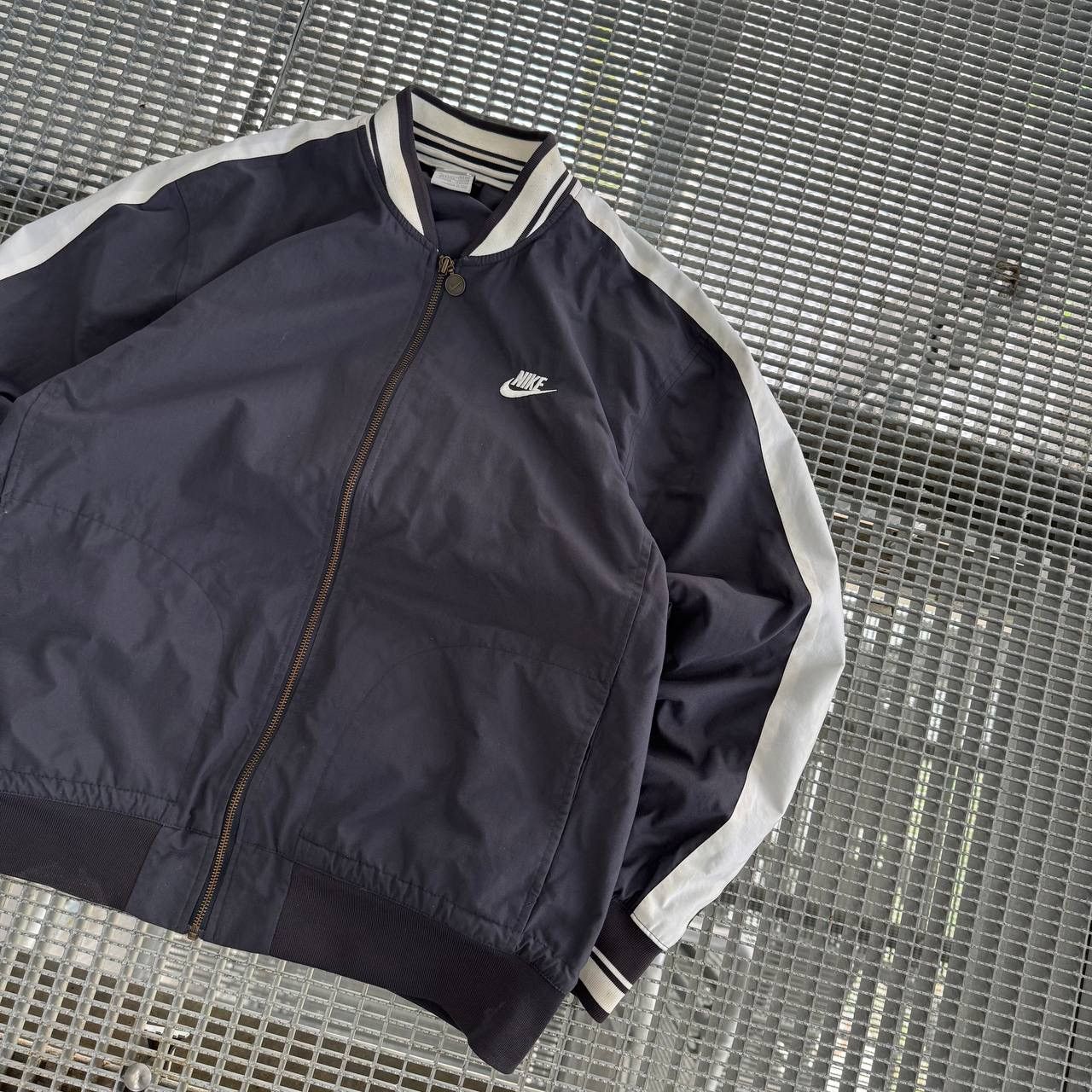 Nike × Vintage Vintage Nike Classic Bomber College Jacket Mini Logo Y2K USA Size US L / EU 52-54 / 3 - 2 Thumbnail