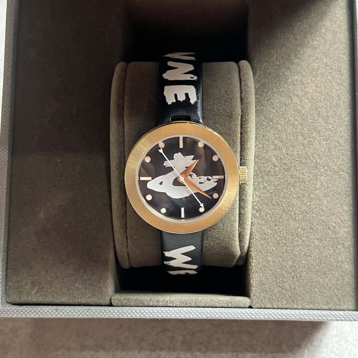 Vivienne Westwood Vivienne westwood South Bank Paint Watch | Grailed