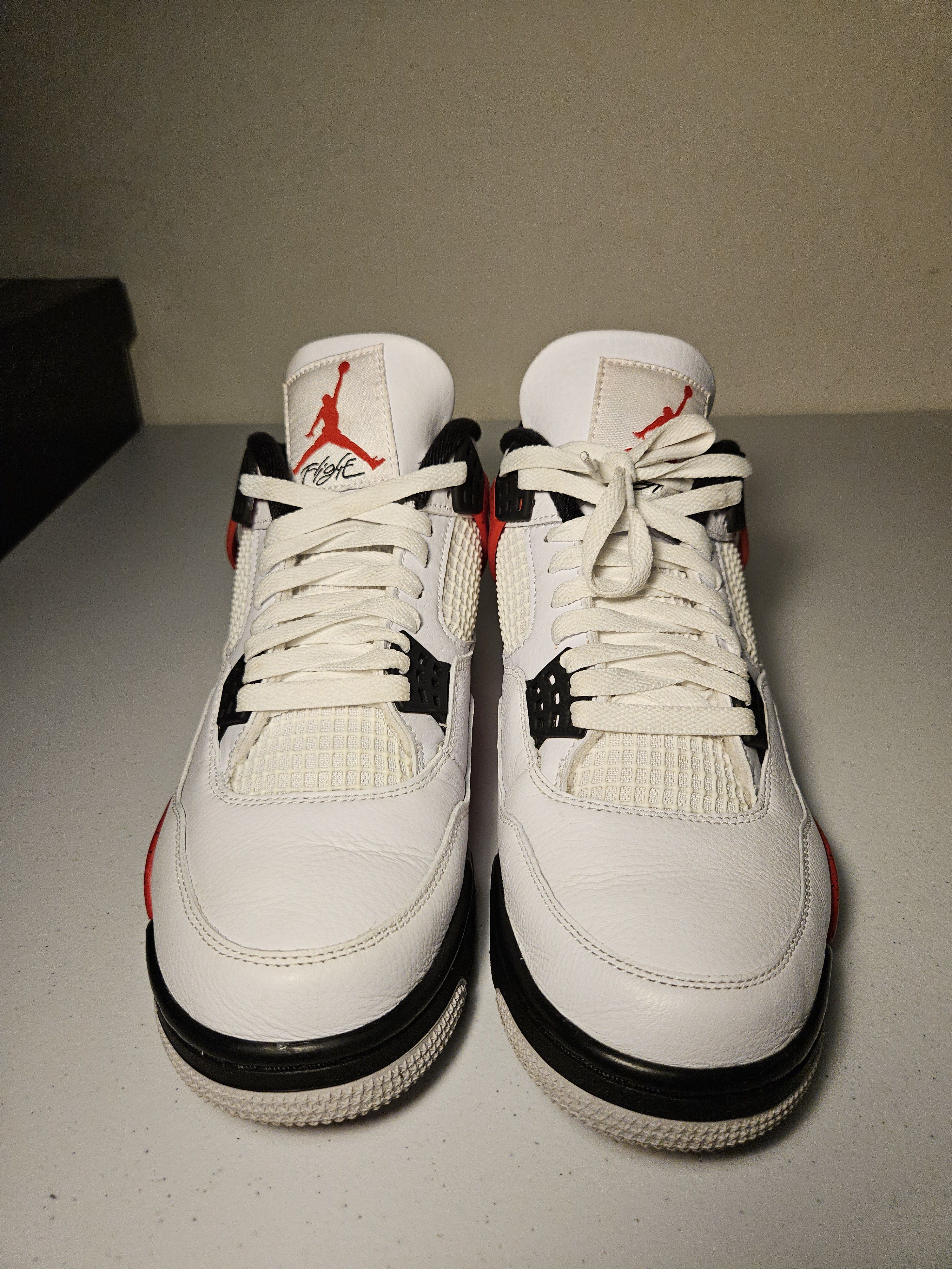 Jordan Brand Size 9 - Red Cement Jordan 4's Size US 9 / EU 42 - 4 Thumbnail