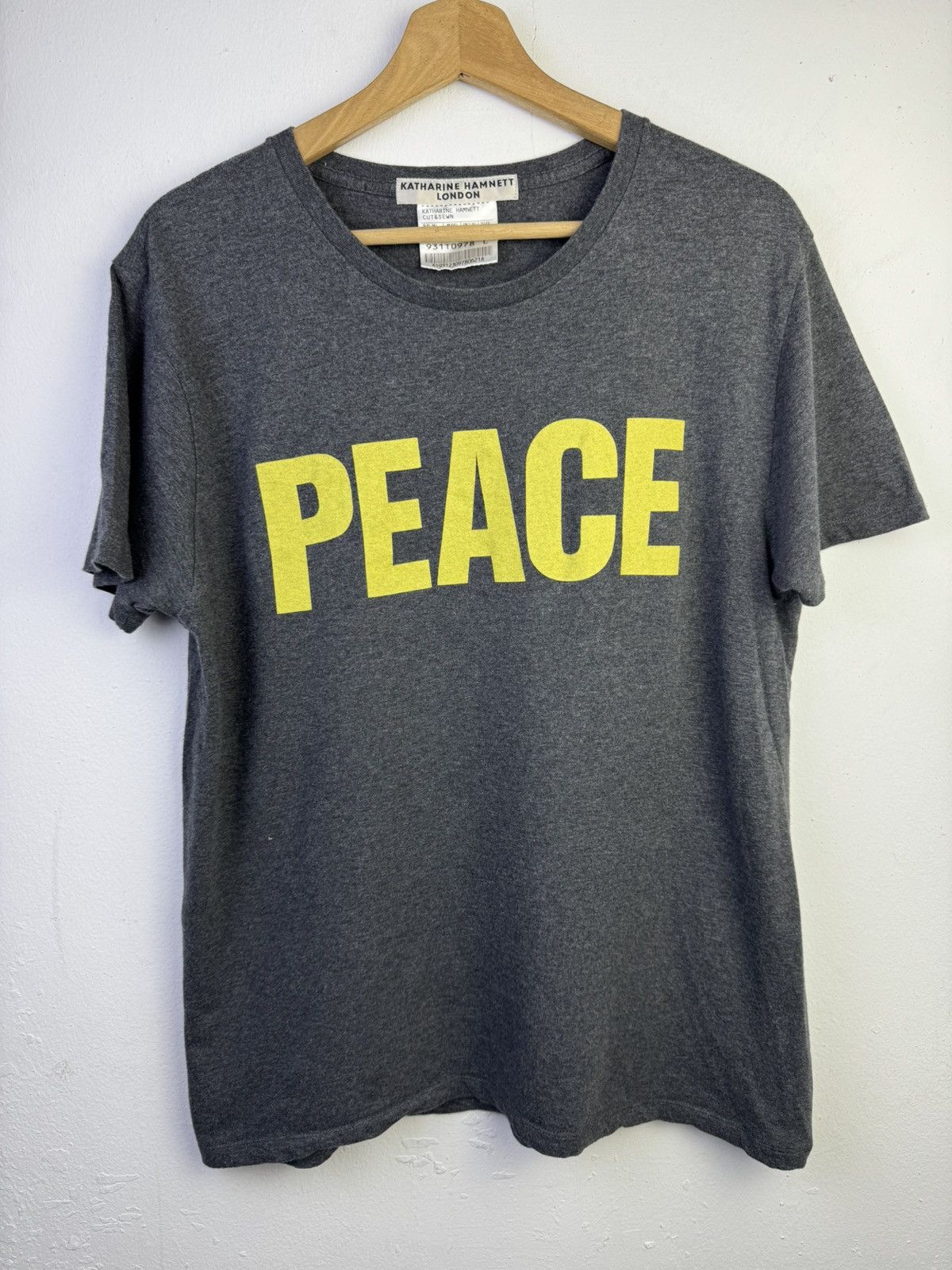 Katharine Hamnett London Katharine Hamnett London "Peace" t-shirt. Size US L / EU 52-54 / 3 - 1 Thumbnail