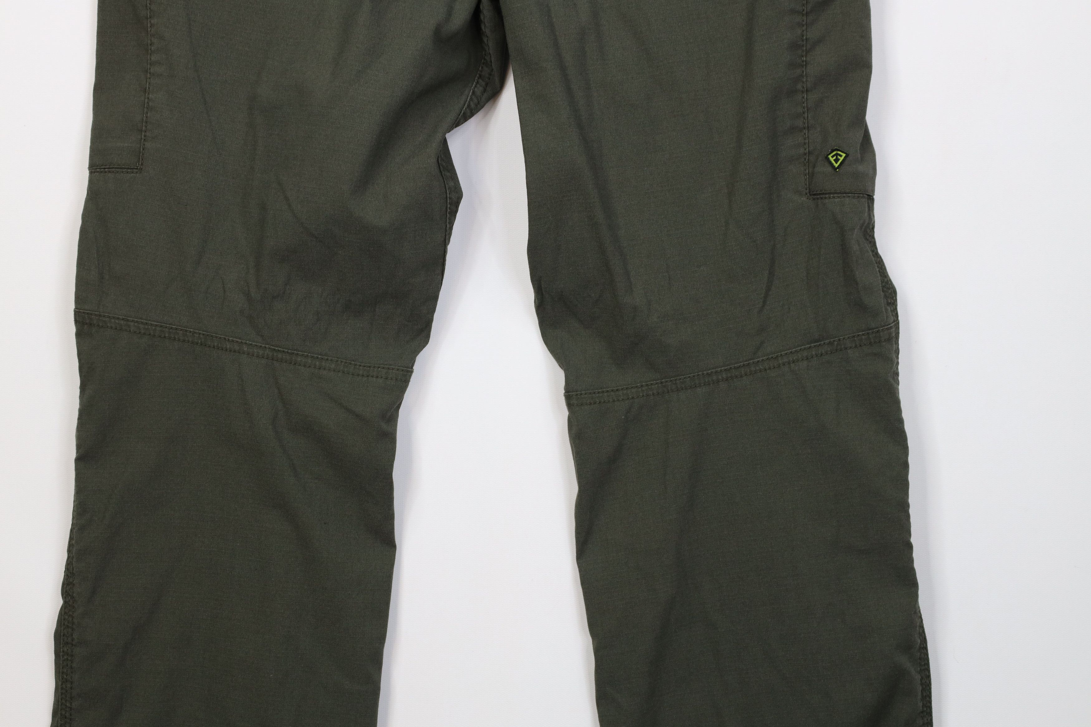 Vintage Vintage Y2K Streetwear Double Knee Tactical Cargo Pants Size US 32 / EU 48 - 12 Thumbnail