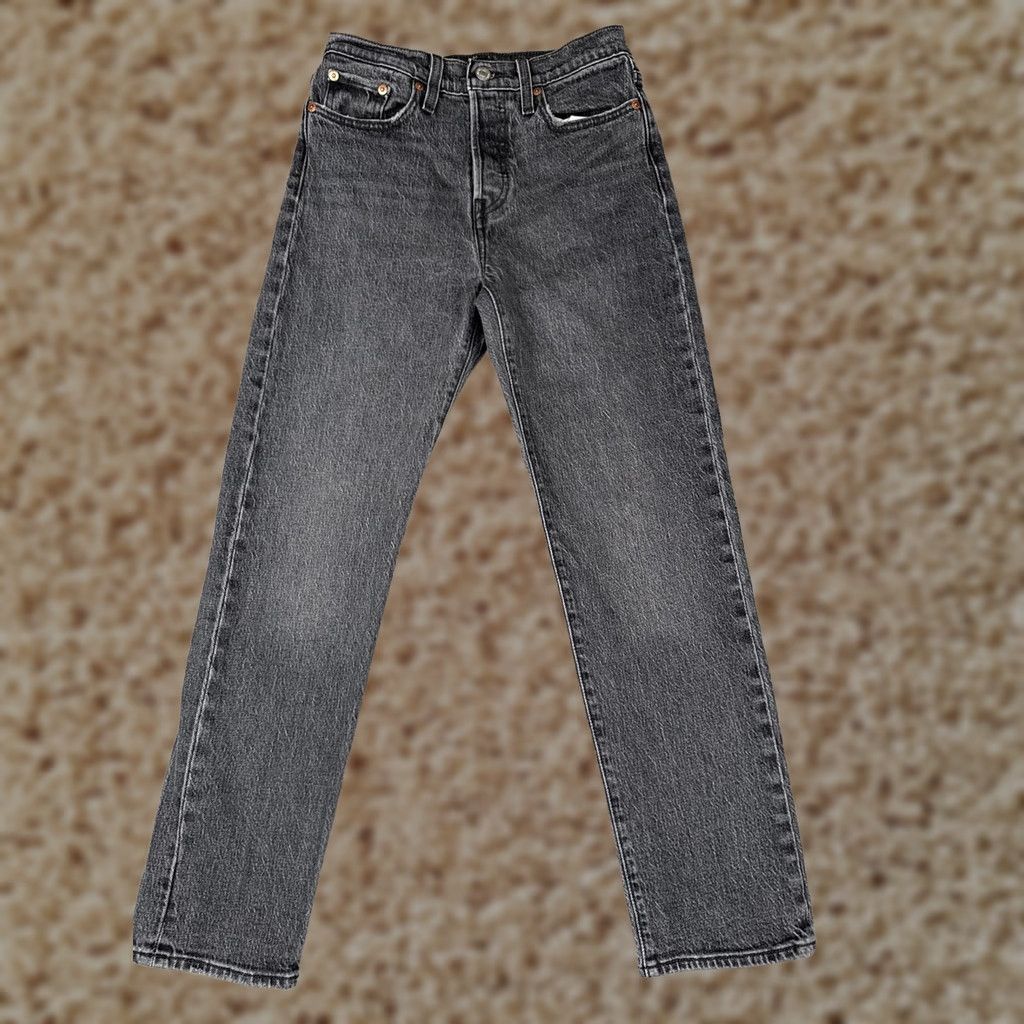 Levi's VINTAGE Levi's Wedgie Straight Jeans Womens 25x28 Black Button Fly High Rise Ankle Denim Size 42" / US 20 - 1 Thumbnail