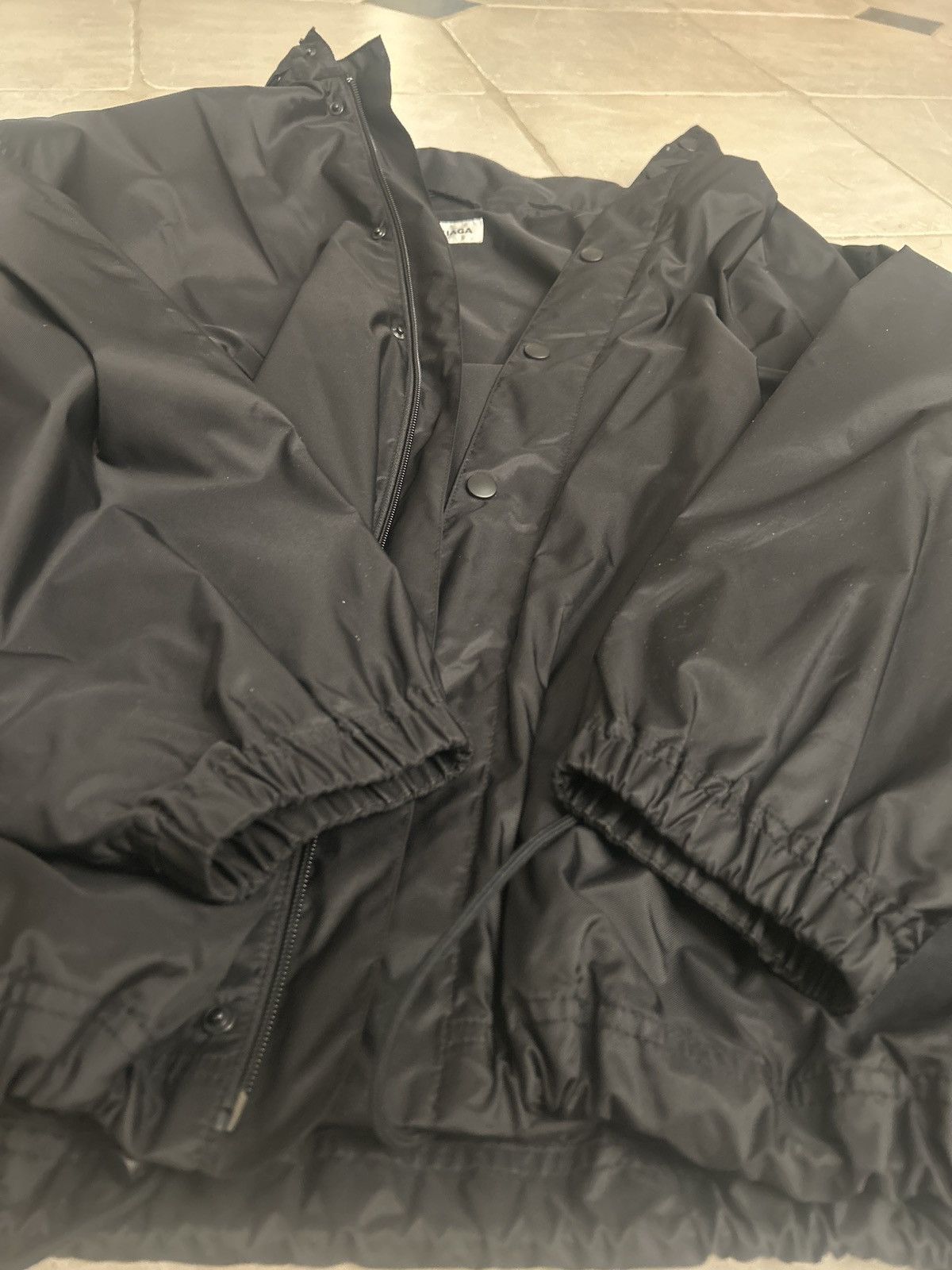 Balenciaga Balenciaga raincoat Size US S / EU 44-46 / 1 - 2 Thumbnail