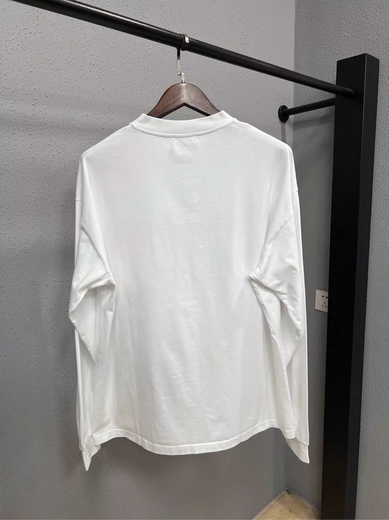 Balenciaga Balenciaga White Long Sleeve Graffiti Shirt-2505 Size L / US 10 / IT 46 - 2 Thumbnail