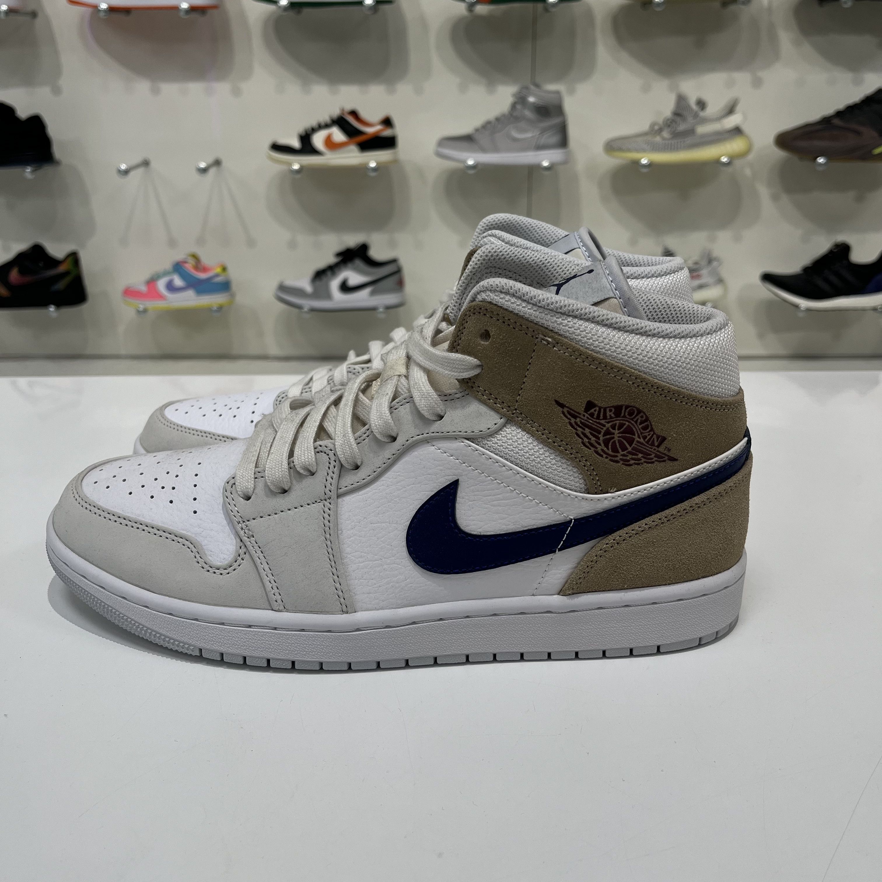 Nike Air Jordan 1 Mid Tan Suede Size US 11 / EU 44 - 2 Thumbnail