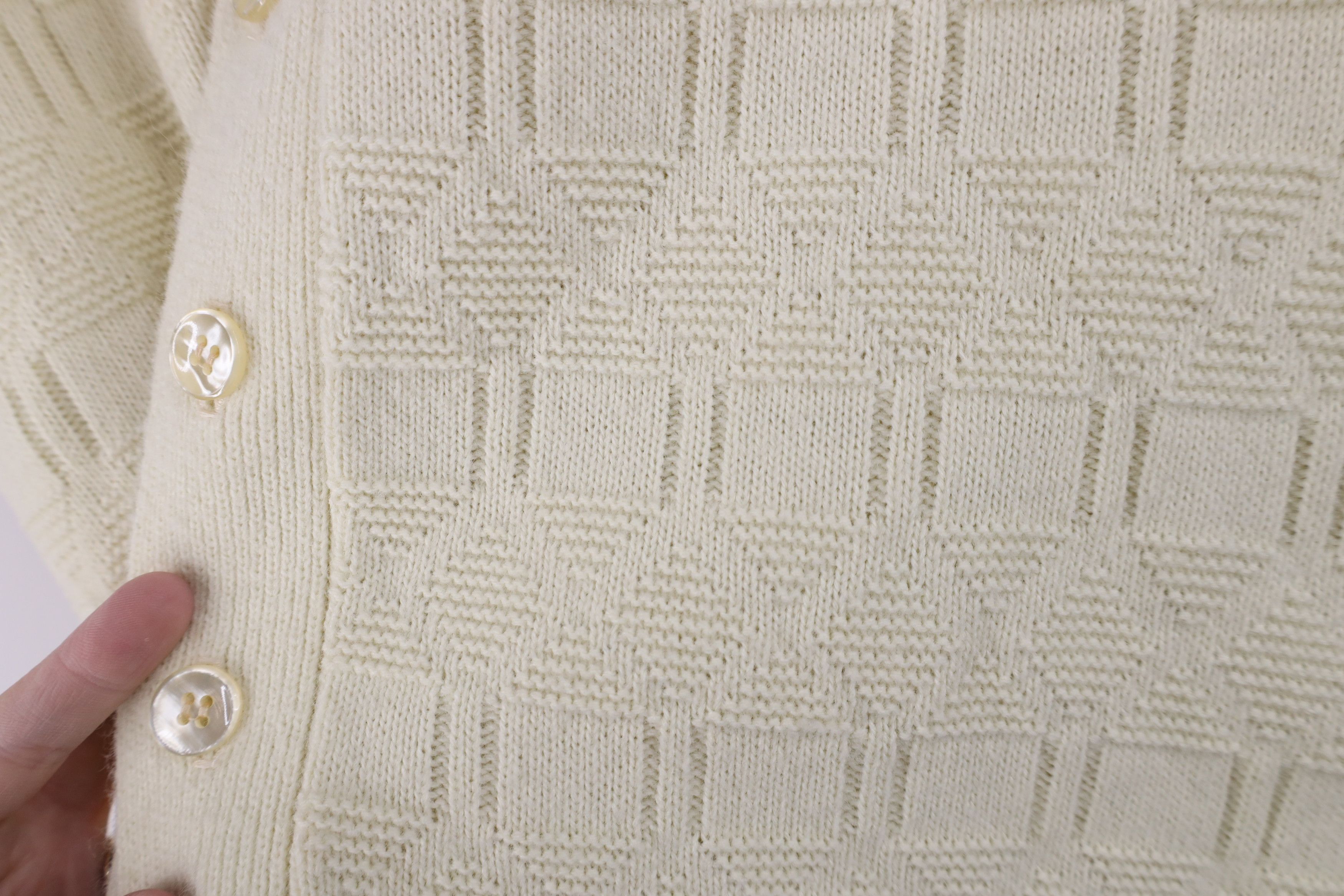 Vintage Vintage 70s Streetwear Knit Cardigan Sweater Beige USA Size US L / EU 52-54 / 3 - 6 Thumbnail
