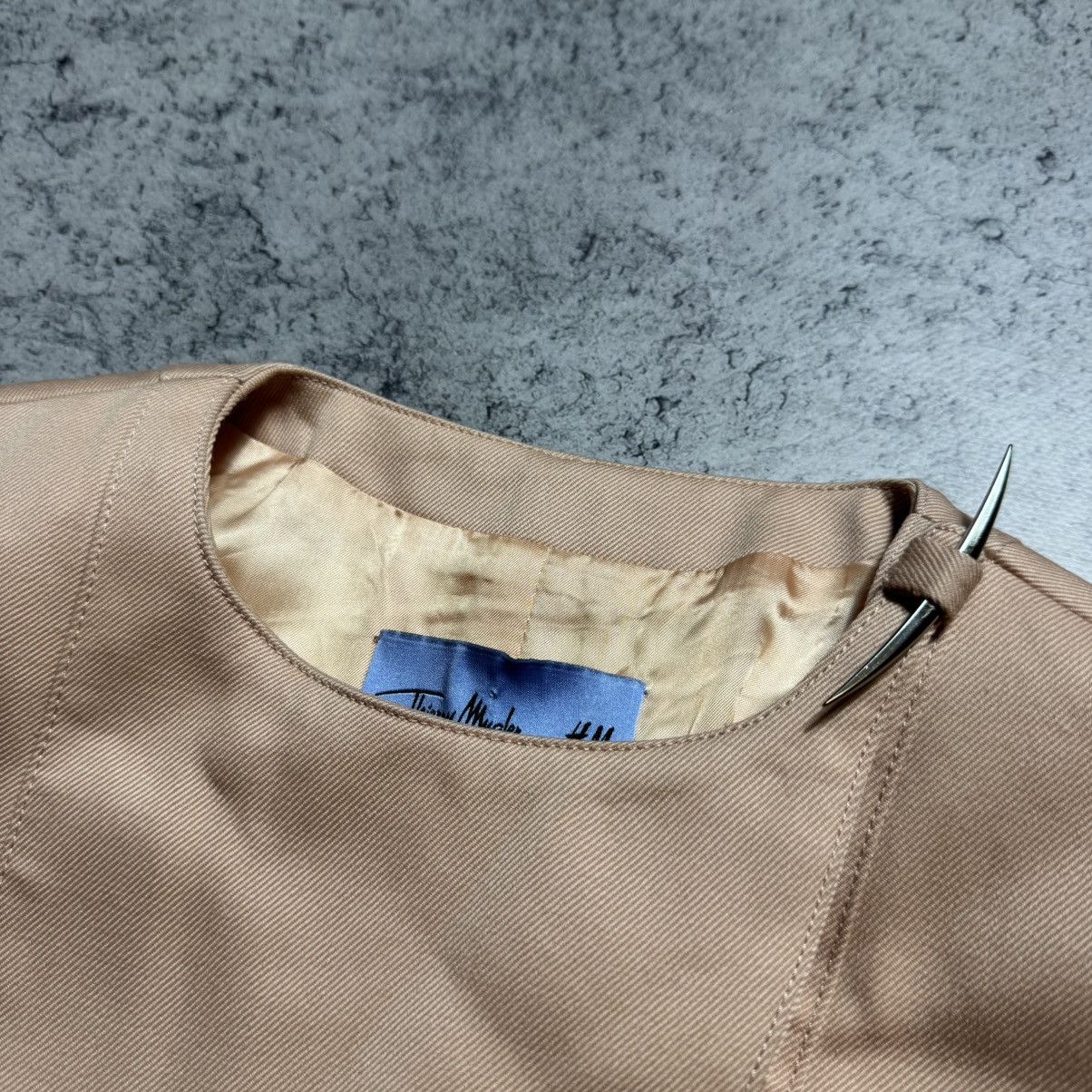 H&M × Mugler Rare Thierry Mugler x H&M Jacket Size XS / US 0-2 / IT 36-38 - 4 Thumbnail