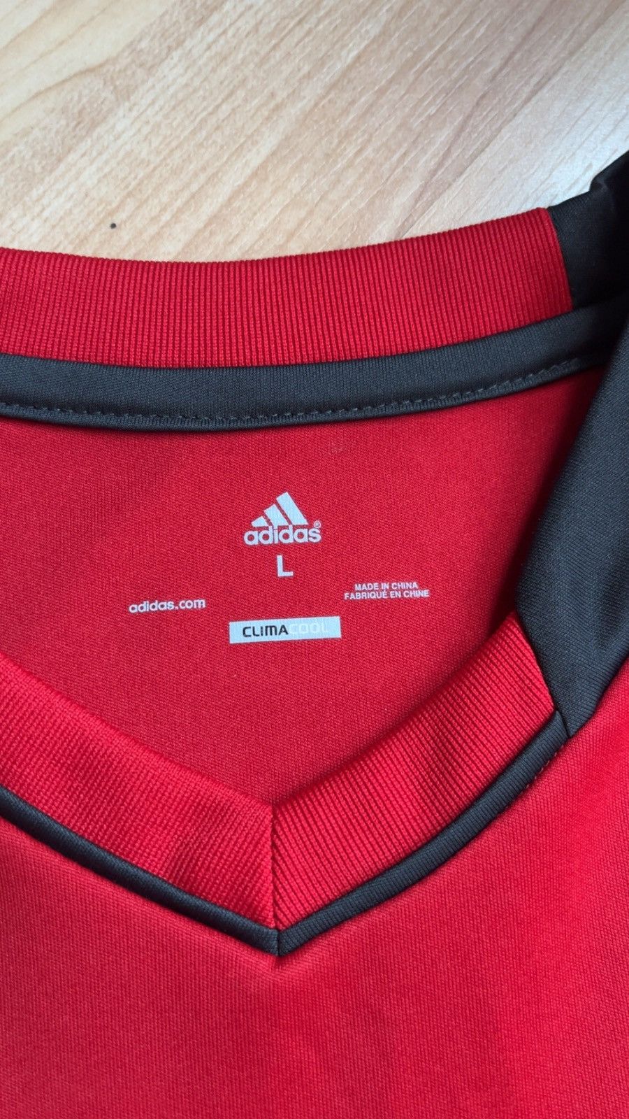 Adidas Liverpool 2011-12 Training Kit Size US M / EU 48-50 / 2 - 2 Thumbnail