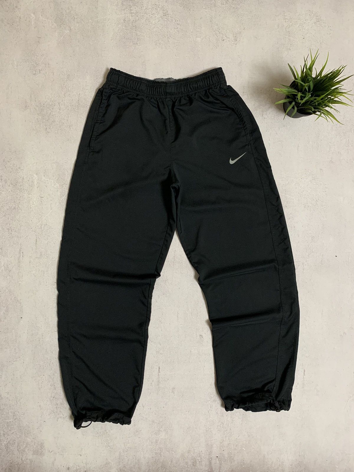 Nike Vintage Nike Track Pants Nylon Baggy Y2K 90s | Grailed