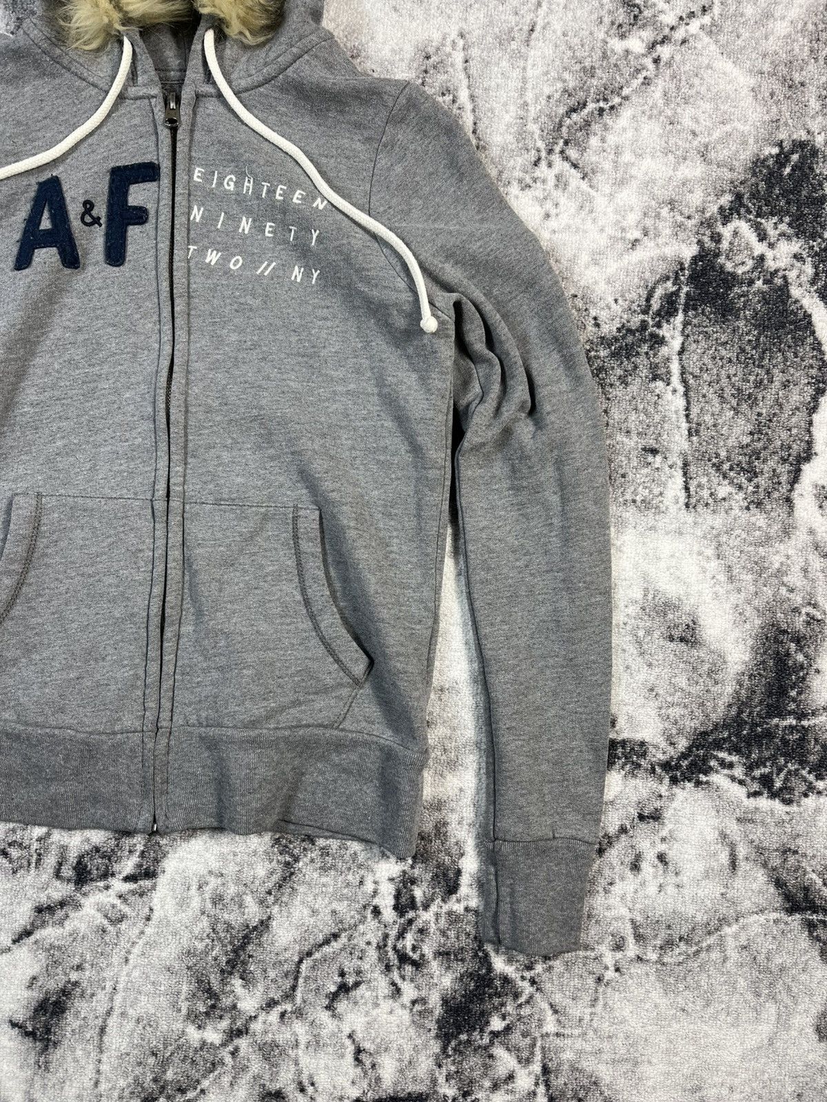 Abercrombie & Fitch Vintage Abercrombie Fitch Fur Zip Hoodie LGB Style Y2K Size S / US 4 / IT 40 - 3 Thumbnail