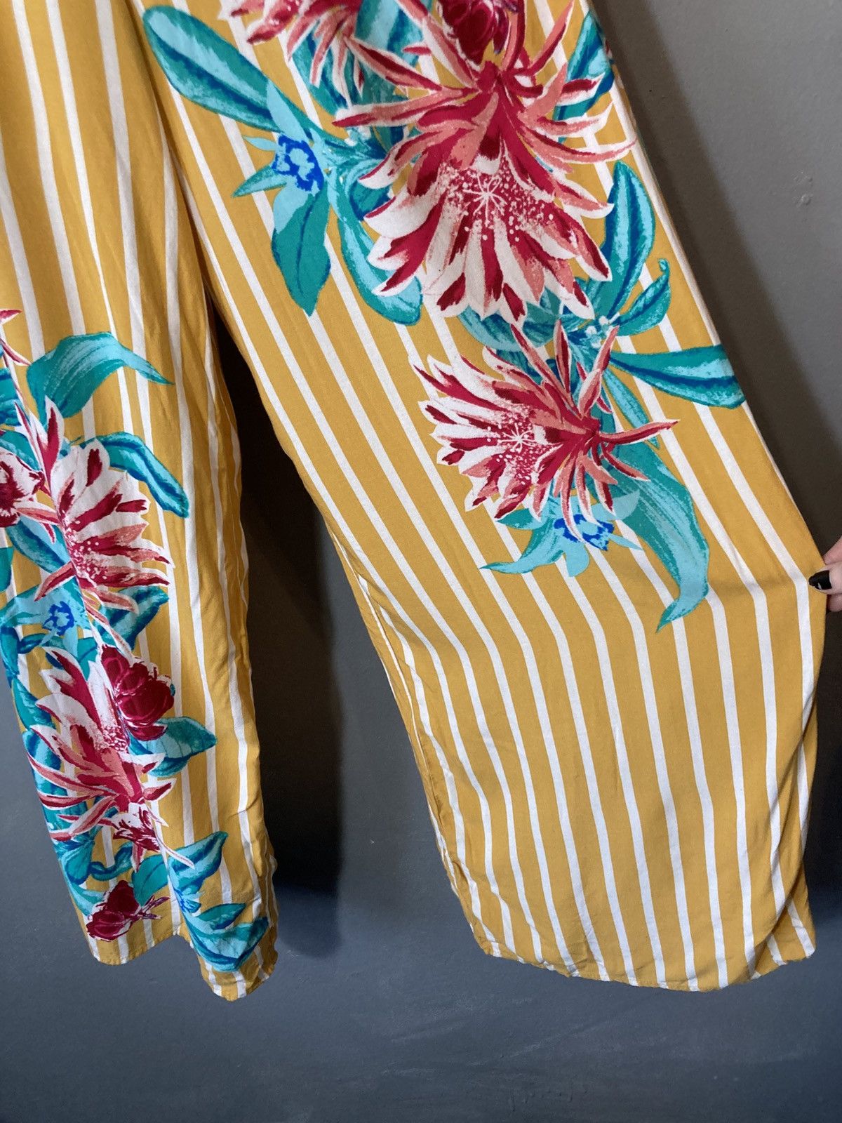Other Flying tomato, yellow striped floral off shoulder jumpsuit Size 30" / US 8 / IT 44 - 3 Thumbnail