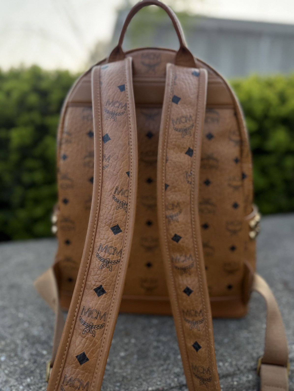 MCM MCM Classic Logo Brown Studs Medium Backpack 🧼 Size ONE SIZE - 3 Thumbnail