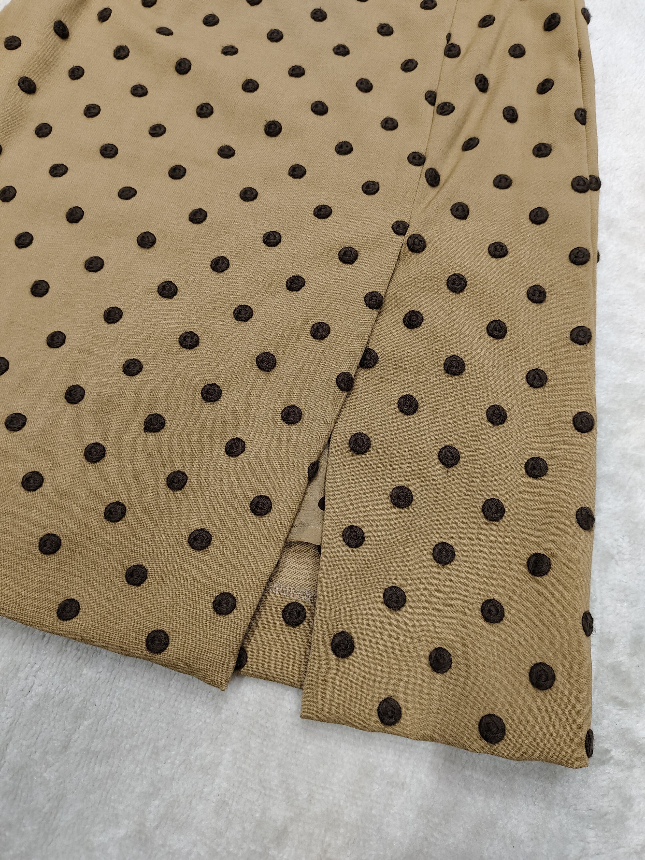 Moschino 00s Moschino Cheapandchic Textured Polkadot Wool Skirt Size 28" / US 6 / IT 42 - 4 Thumbnail
