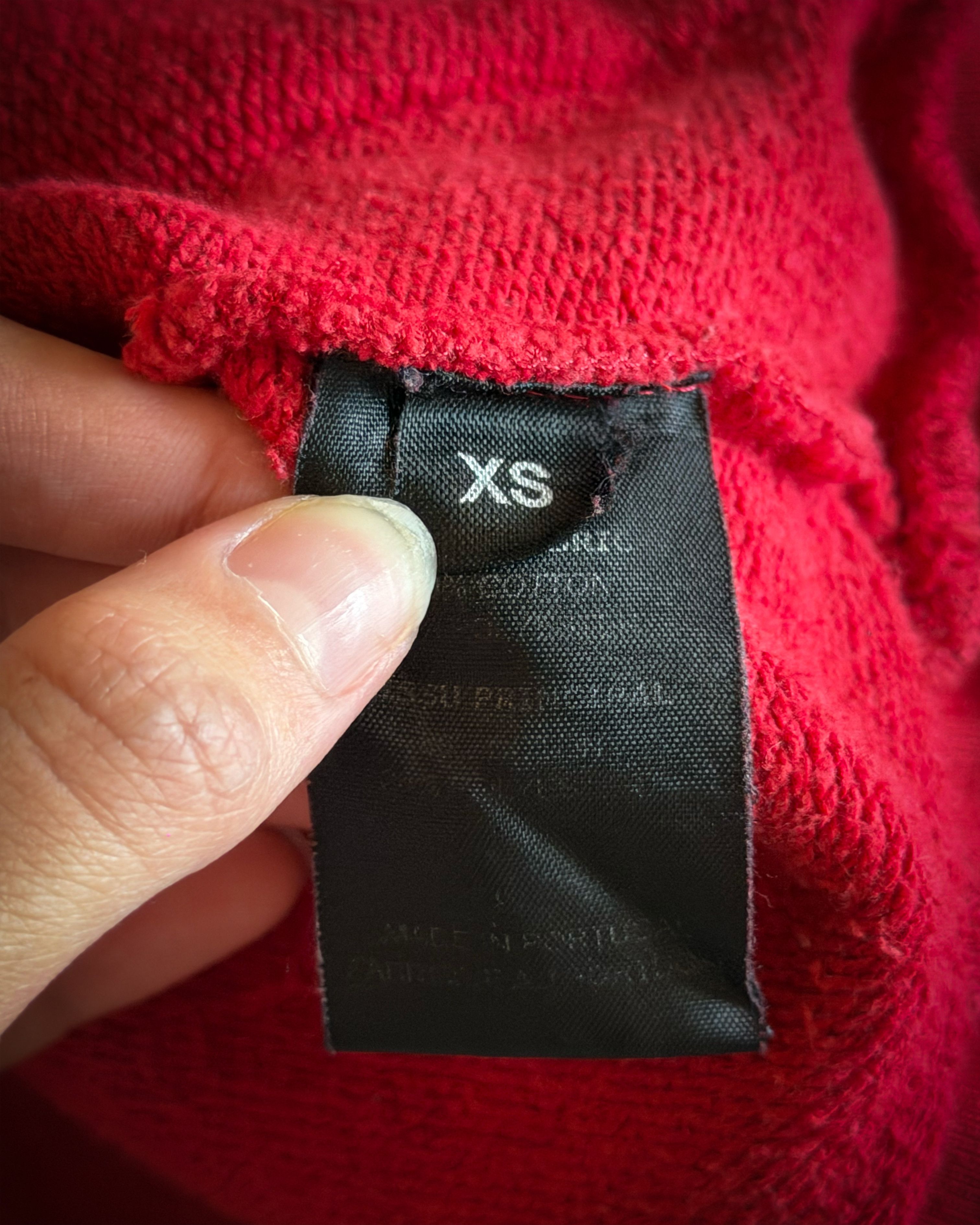 Vetements VETEMENTS AW2016 KOREA EXCLUSIVE HEAVY METAL RED HOODIE Size US XS / EU 42 / 0 - 4 Thumbnail