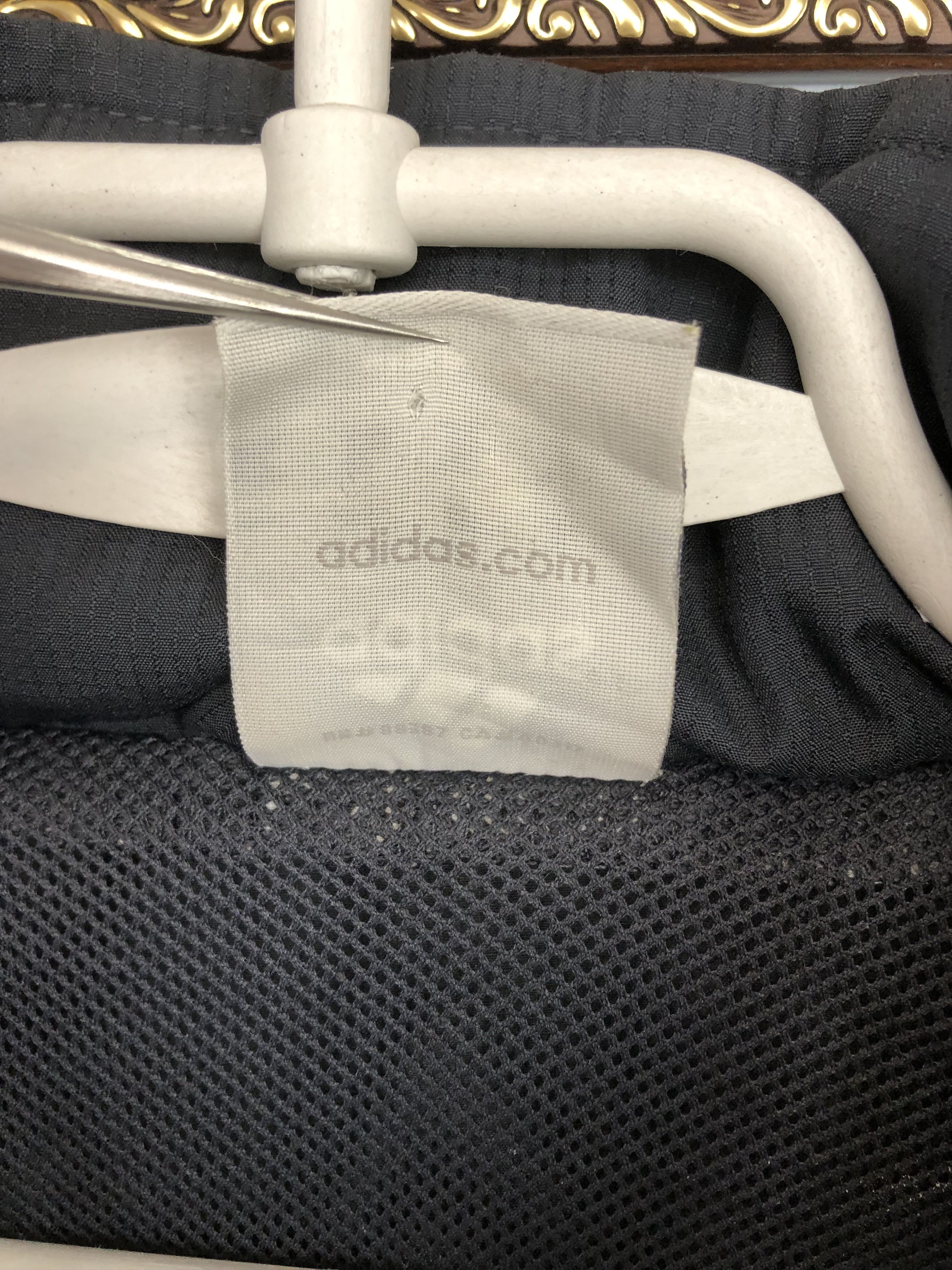 Adidas Vintage Adidas Liverpool Football Jacket Soccer Track Top Size US L / EU 52-54 / 3 - 12 Thumbnail