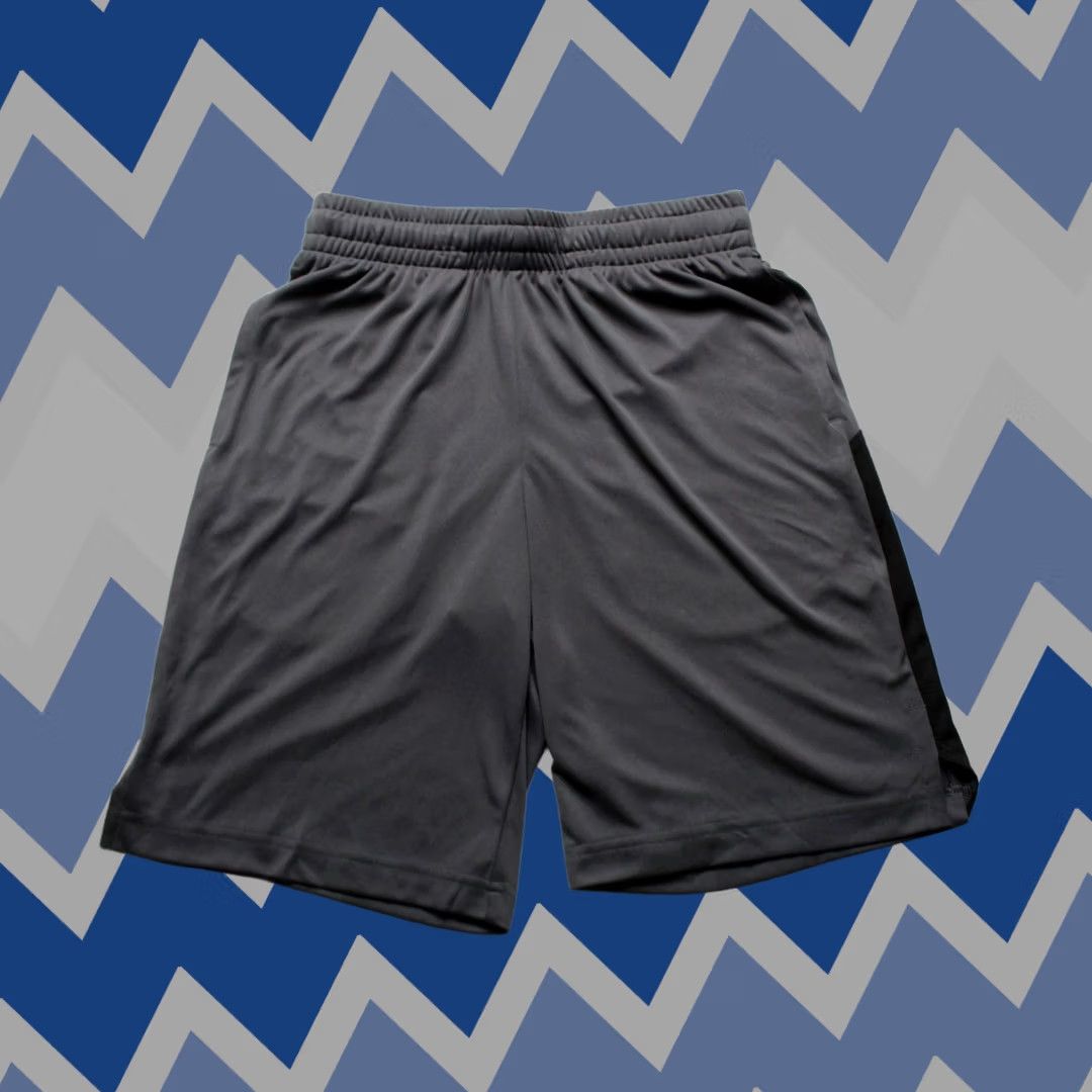 Tek Gear Tek Gear Men's 9-inch Dry Tek Athletic Shorts AP2 Hawk Gray XS NWT Size US 27 - 1 Thumbnail