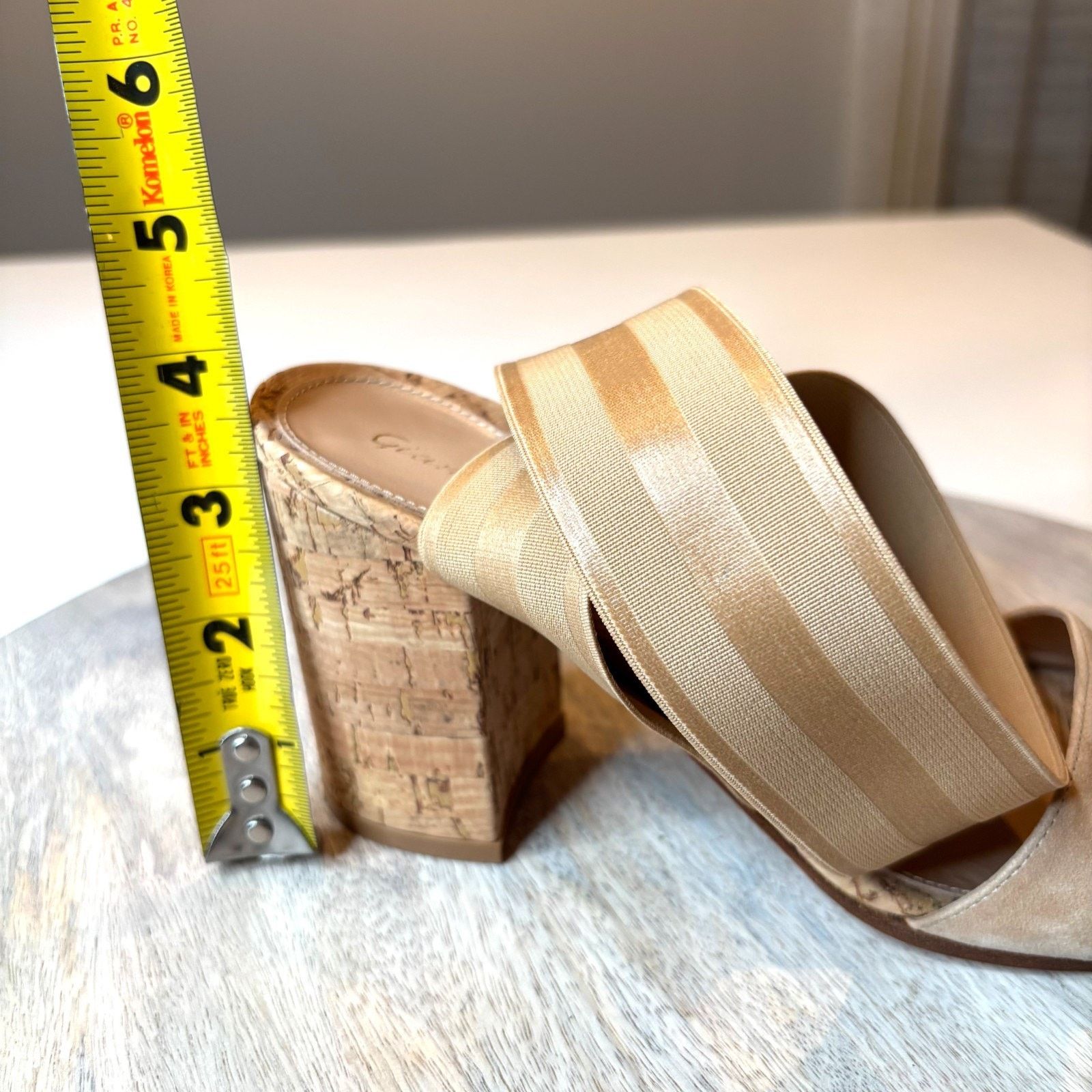 Gianvito Rossi Gianvito Rossi Suede Cork Sandals Strap Beige 38.5 US 8.5 Size US 8.5 / IT 38.5 - 13 Thumbnail