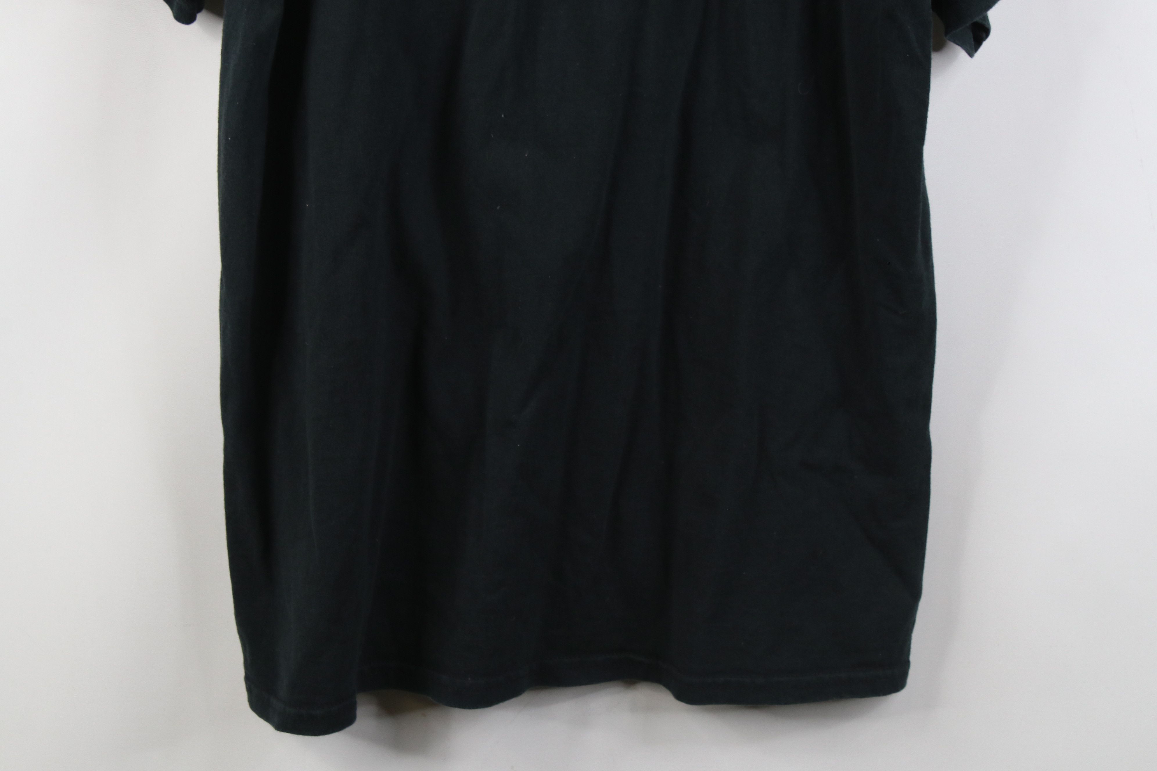 Vintage Vintage 90s Streetwear Legends Maui Surfing T-Shirt USA Size US L / EU 52-54 / 3 - 13 Thumbnail