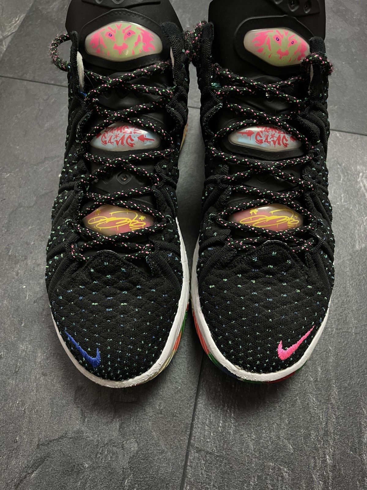 Nike LeBron 18 EP James Gang