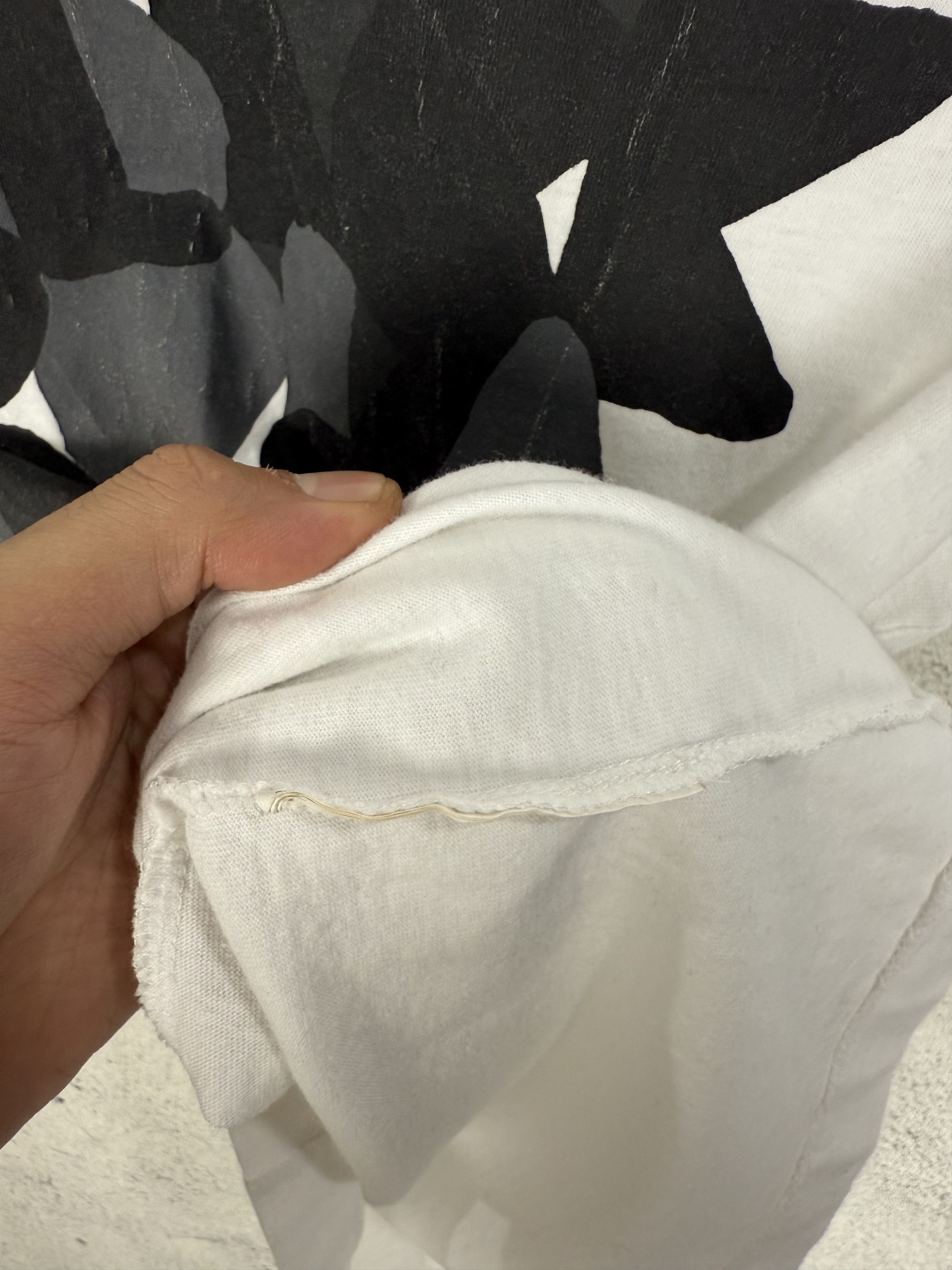 Comme des Garcons Black Comme Des Garcons CDG Tshirt Size S / US 4 / IT 40 - 4 Thumbnail