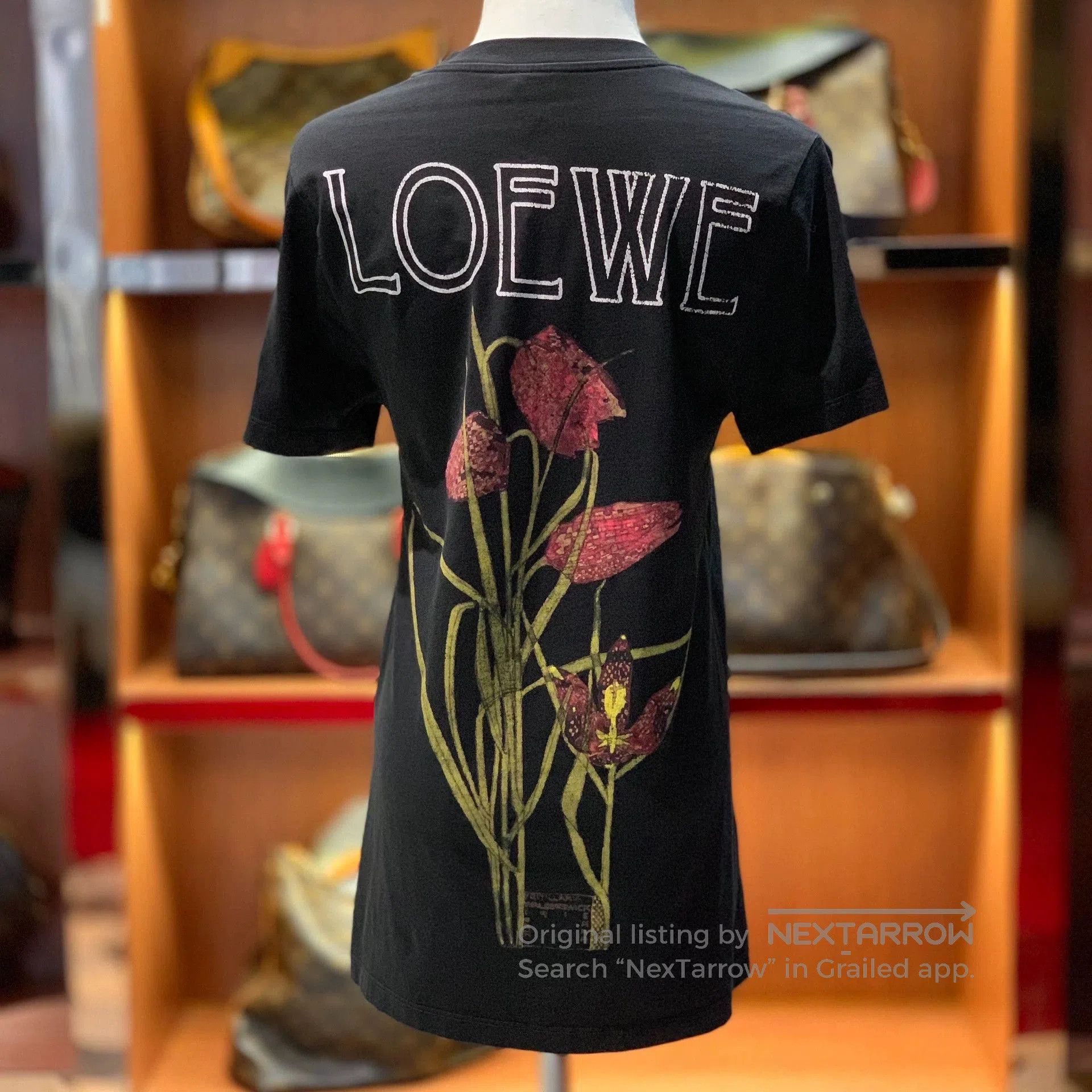 Loewe black loewe t-shirt with floral design. Size US S / EU 44-46 / 1 - 2 Thumbnail